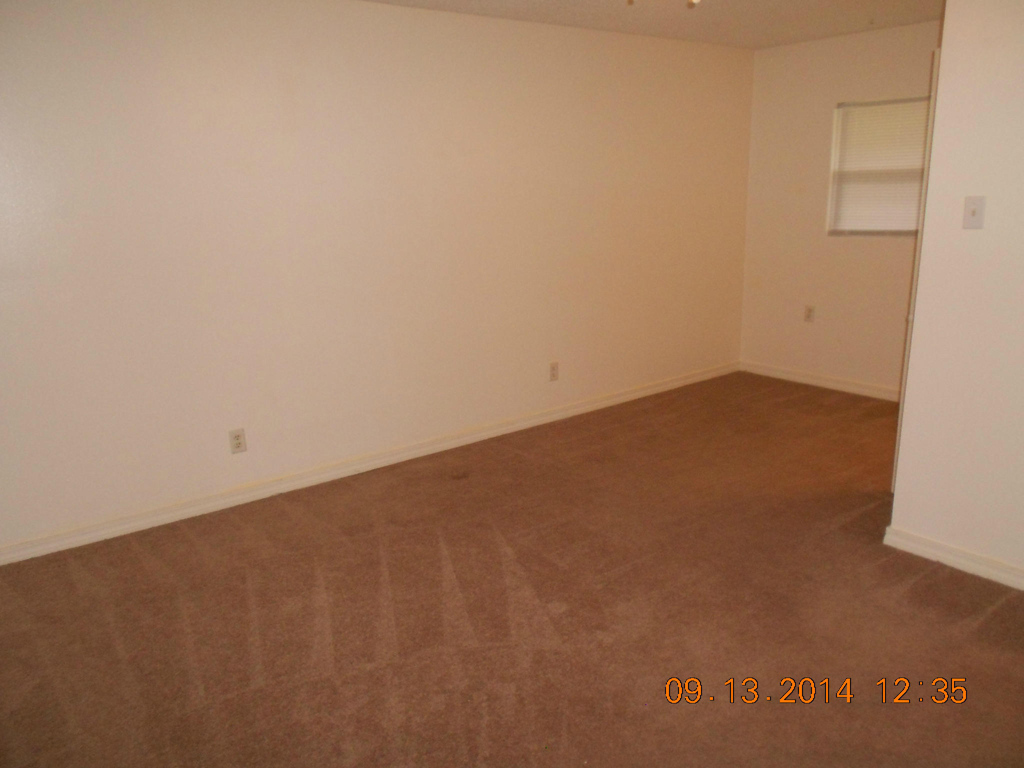 VALPARAISO PINECREST 2 - Residential Lease