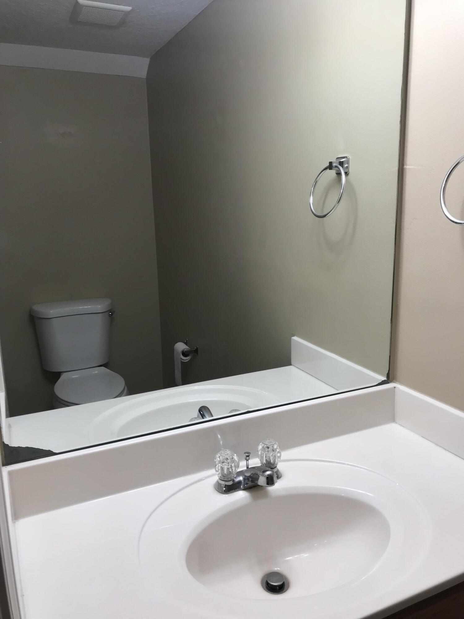 SHAY LIN T/H - Residential Lease