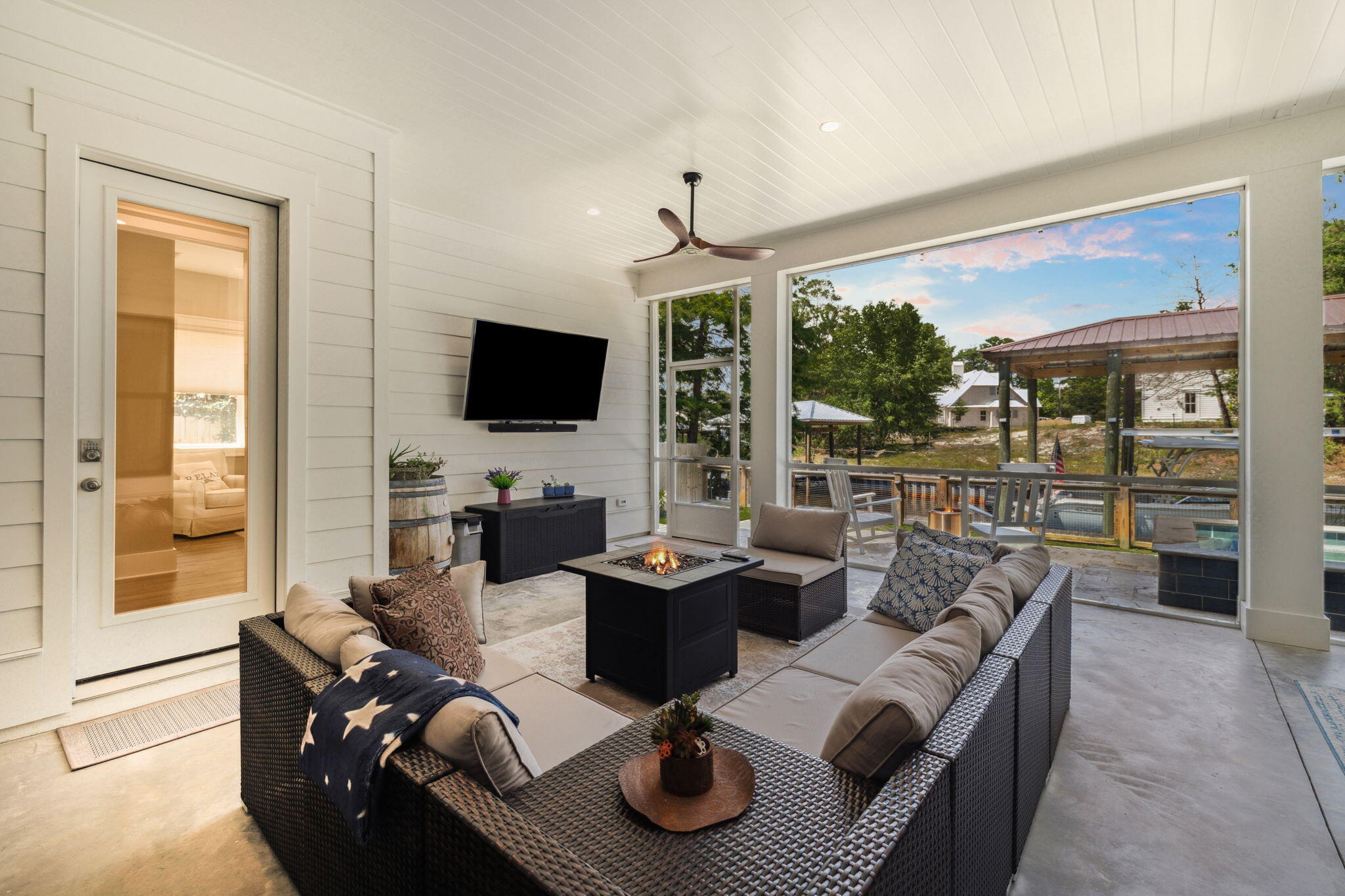 DAUGHETTES AMENDED - Residential