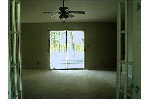 COUNTRYVIEW ESTATES 3RD ADDN - Residential Lease