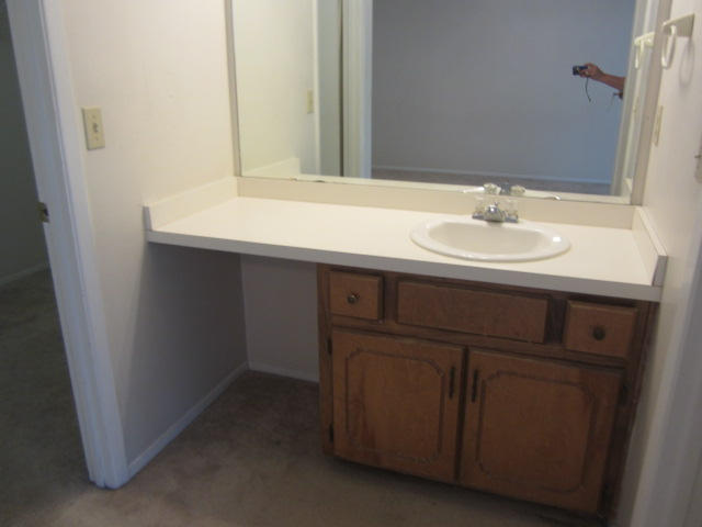 COUNTRYVIEW ESTATES 3RD ADDN - Residential Lease