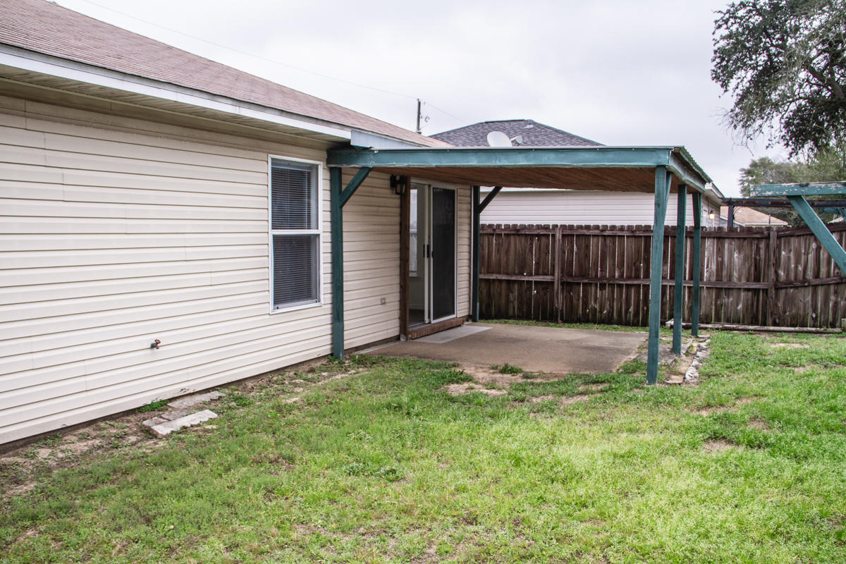 SOUTHWAY ESTATES - Residential Lease