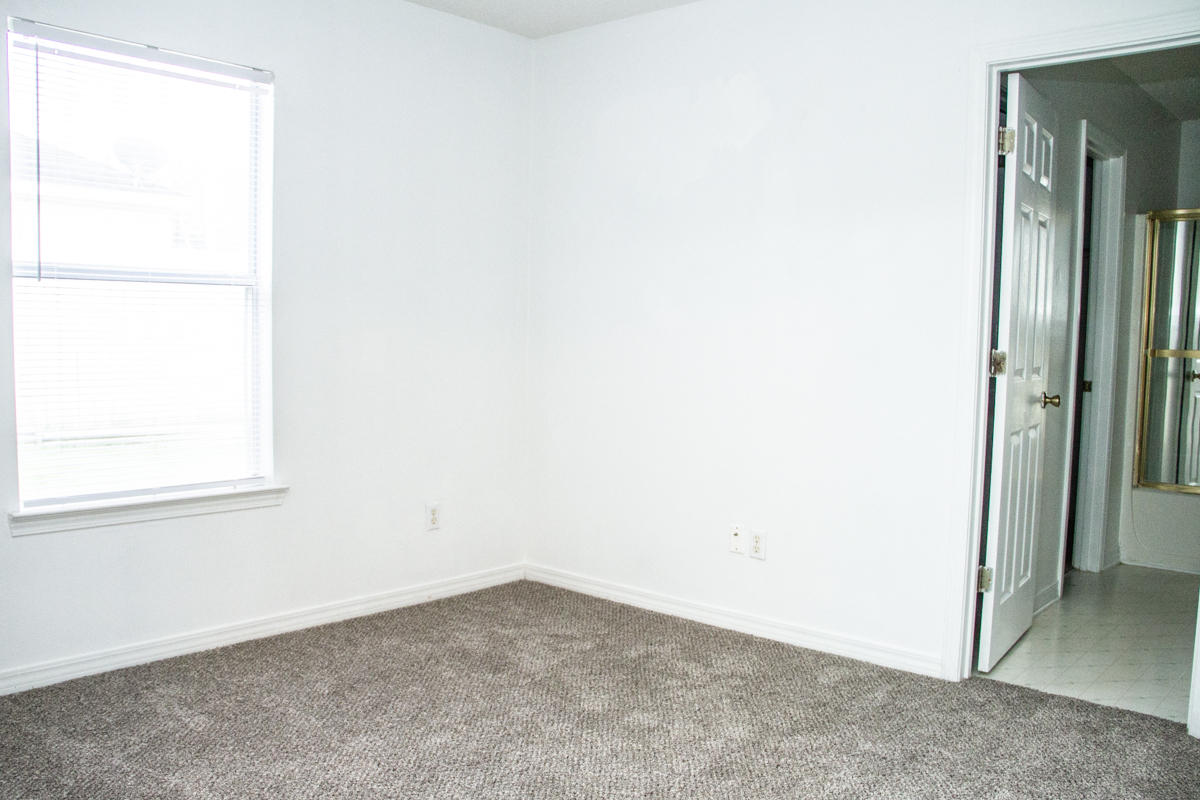 SOUTHWAY ESTATES - Residential Lease