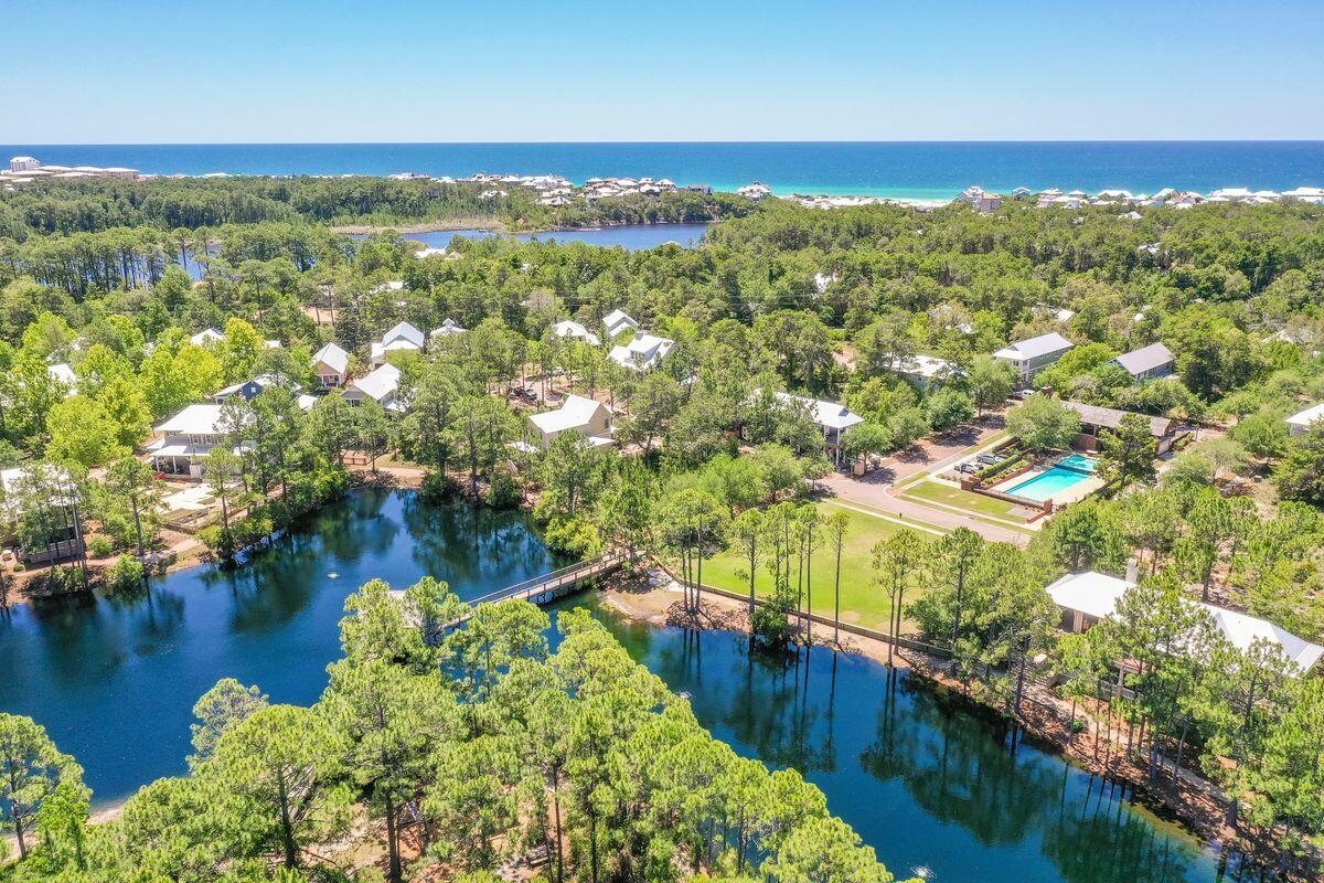 FOREST LAKES - Land