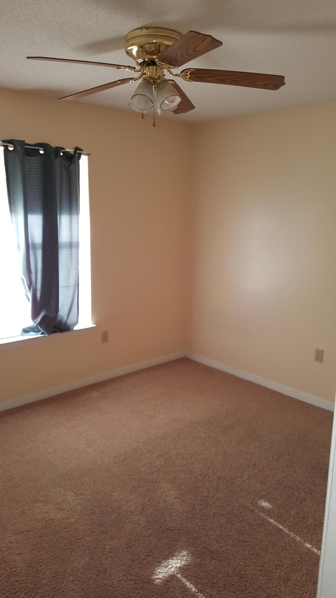 NORTHVIEW ESTATES 3RD ADDN - Residential Lease