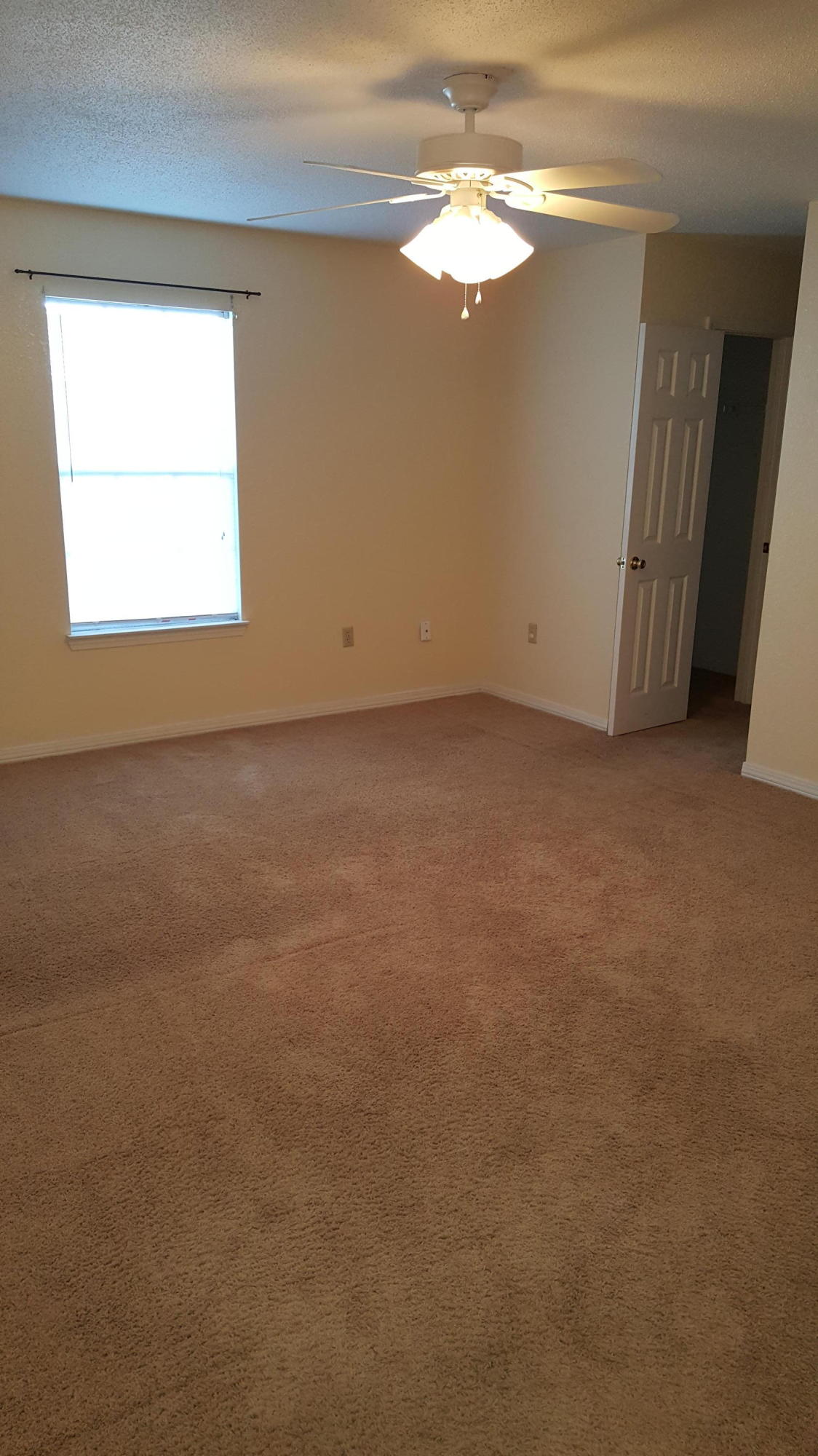 NORTHVIEW ESTATES 3RD ADDN - Residential Lease