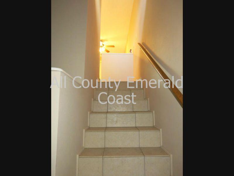 SWIFT BAYOU T/H - Residential Lease