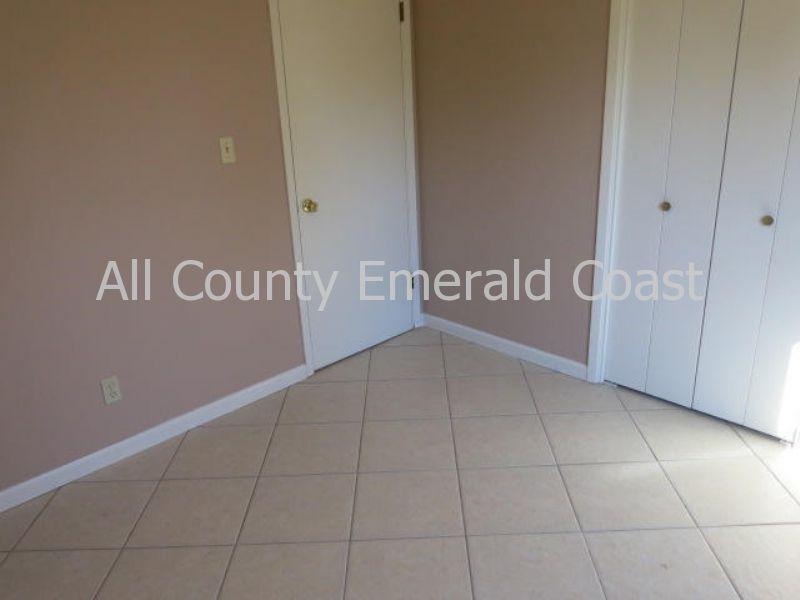 SWIFT BAYOU T/H - Residential Lease