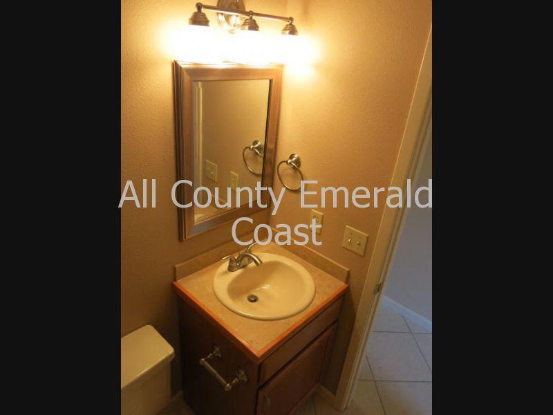 SWIFT BAYOU T/H - Residential Lease