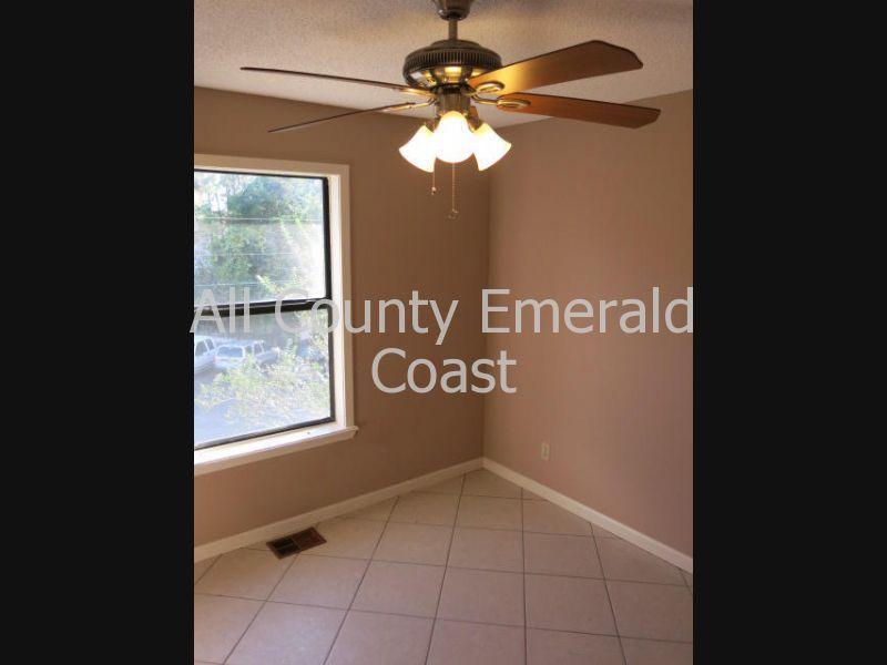 SWIFT BAYOU T/H - Residential Lease