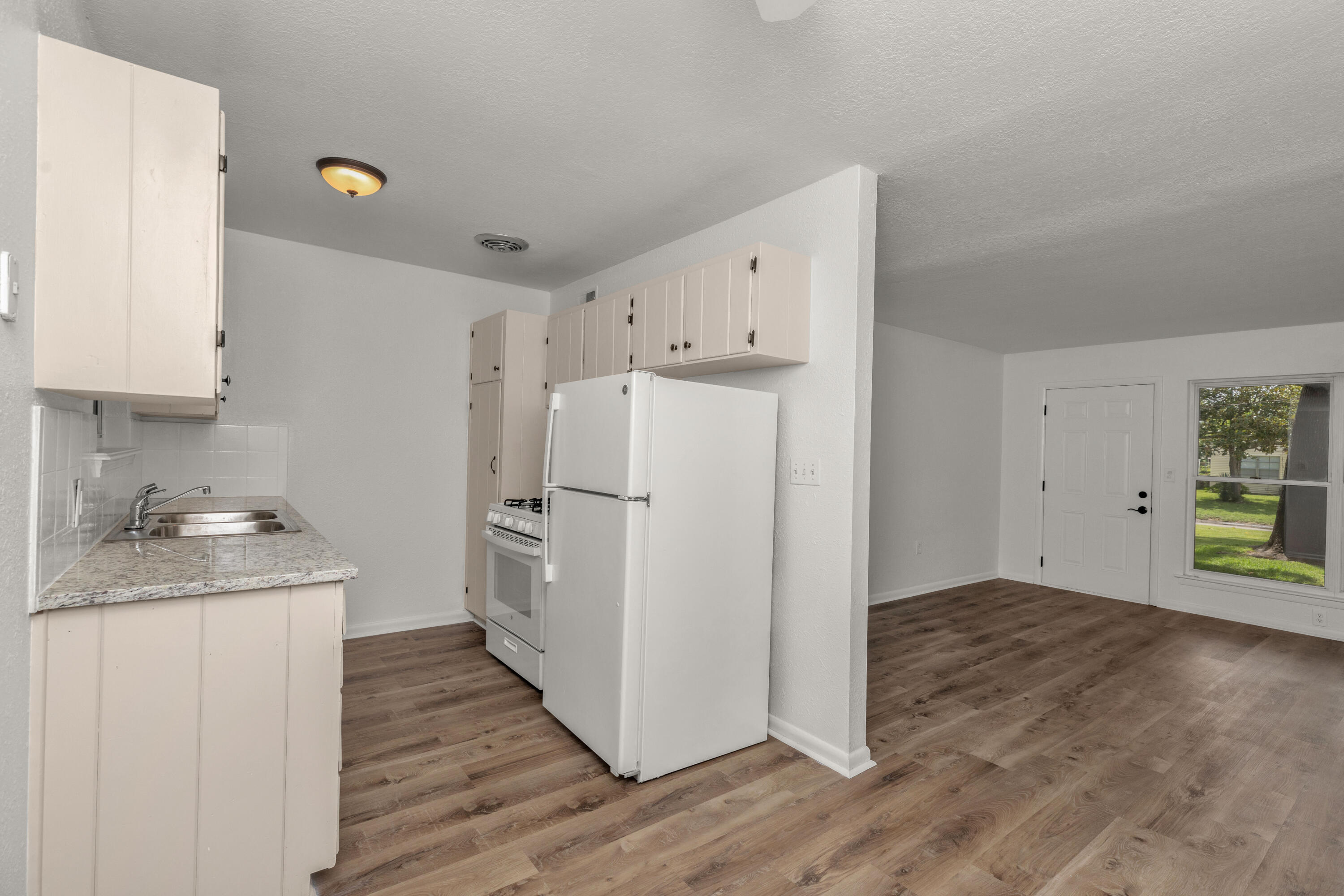 GARNIERS ADDS - Residential