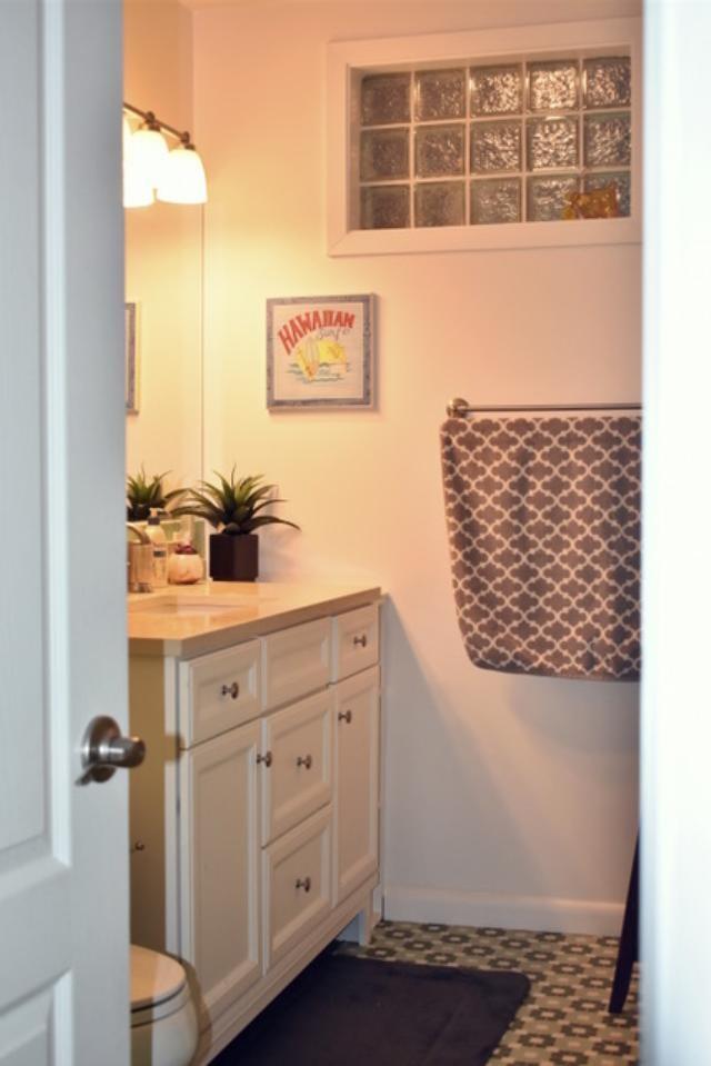 WOODLAND SHORES - Residential Lease