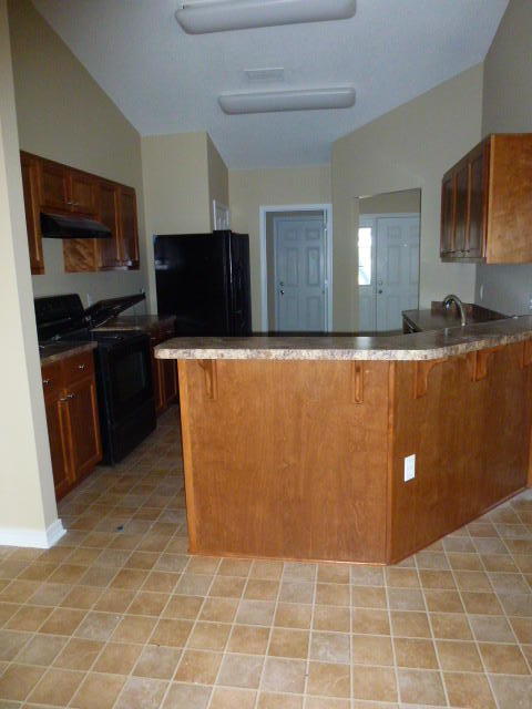 IRON GATE S/D PH I - Residential Lease