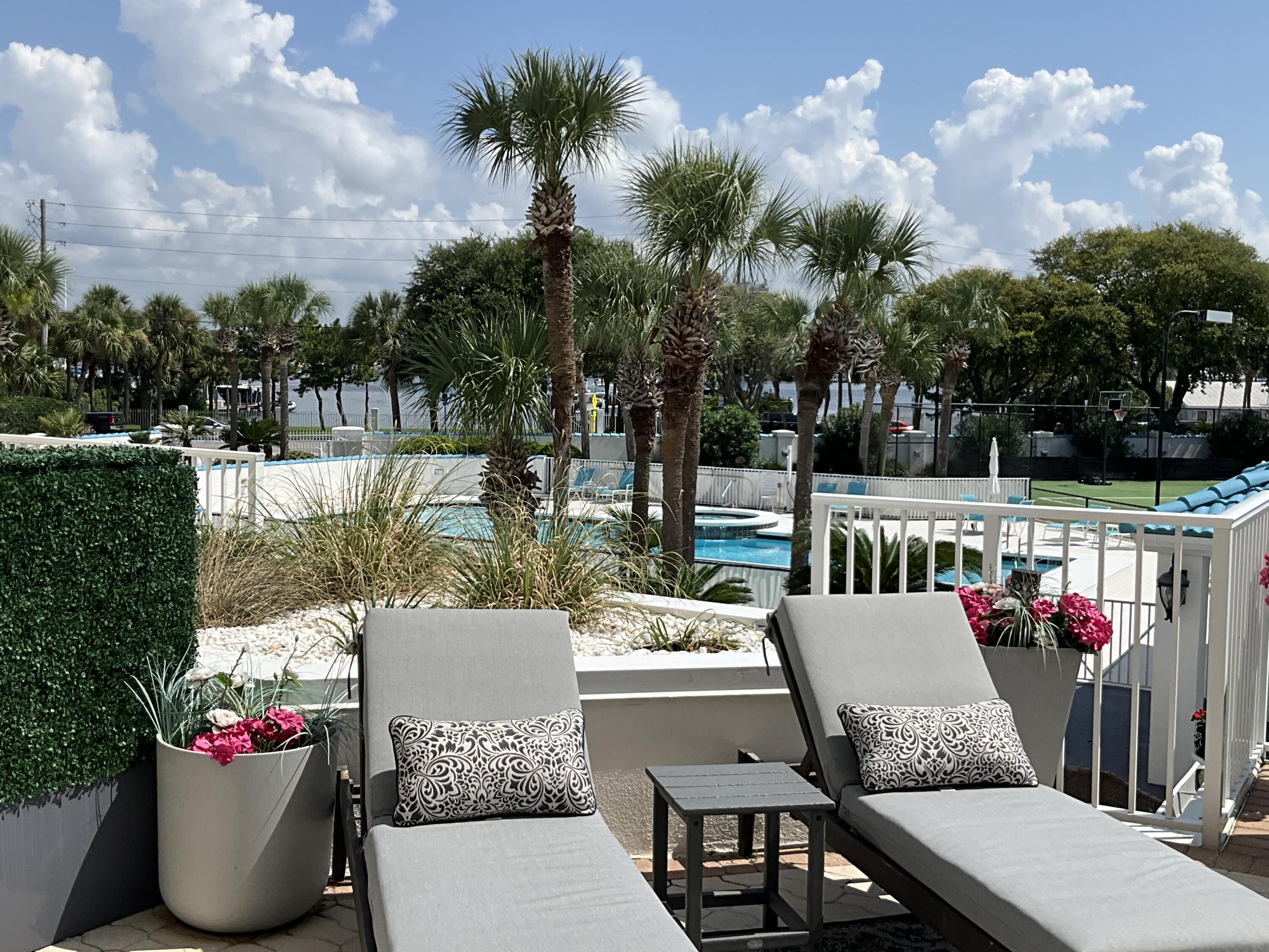 ULTIMATE Condominium - Residential