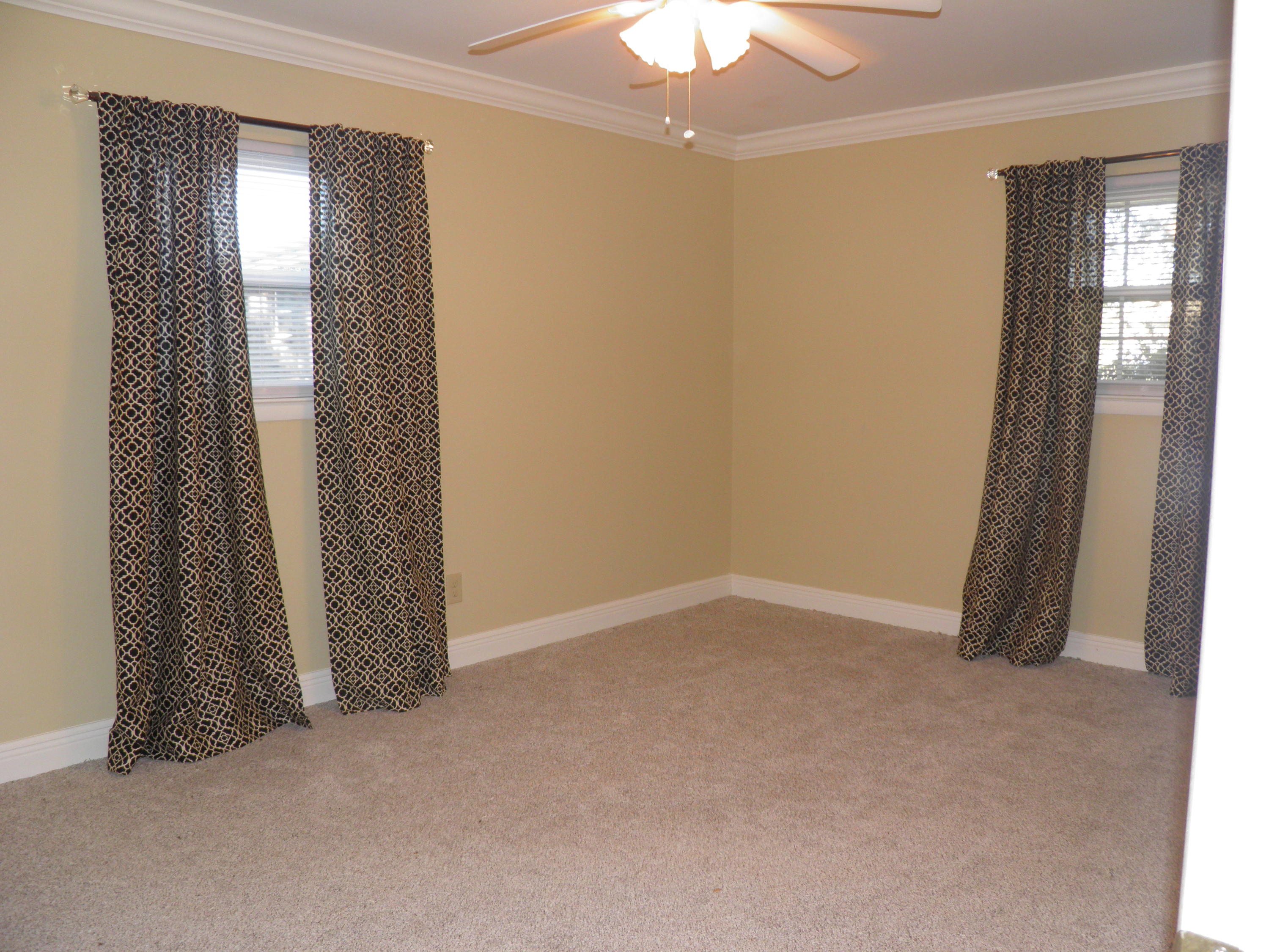 COLONY ESTATES - Residential Lease