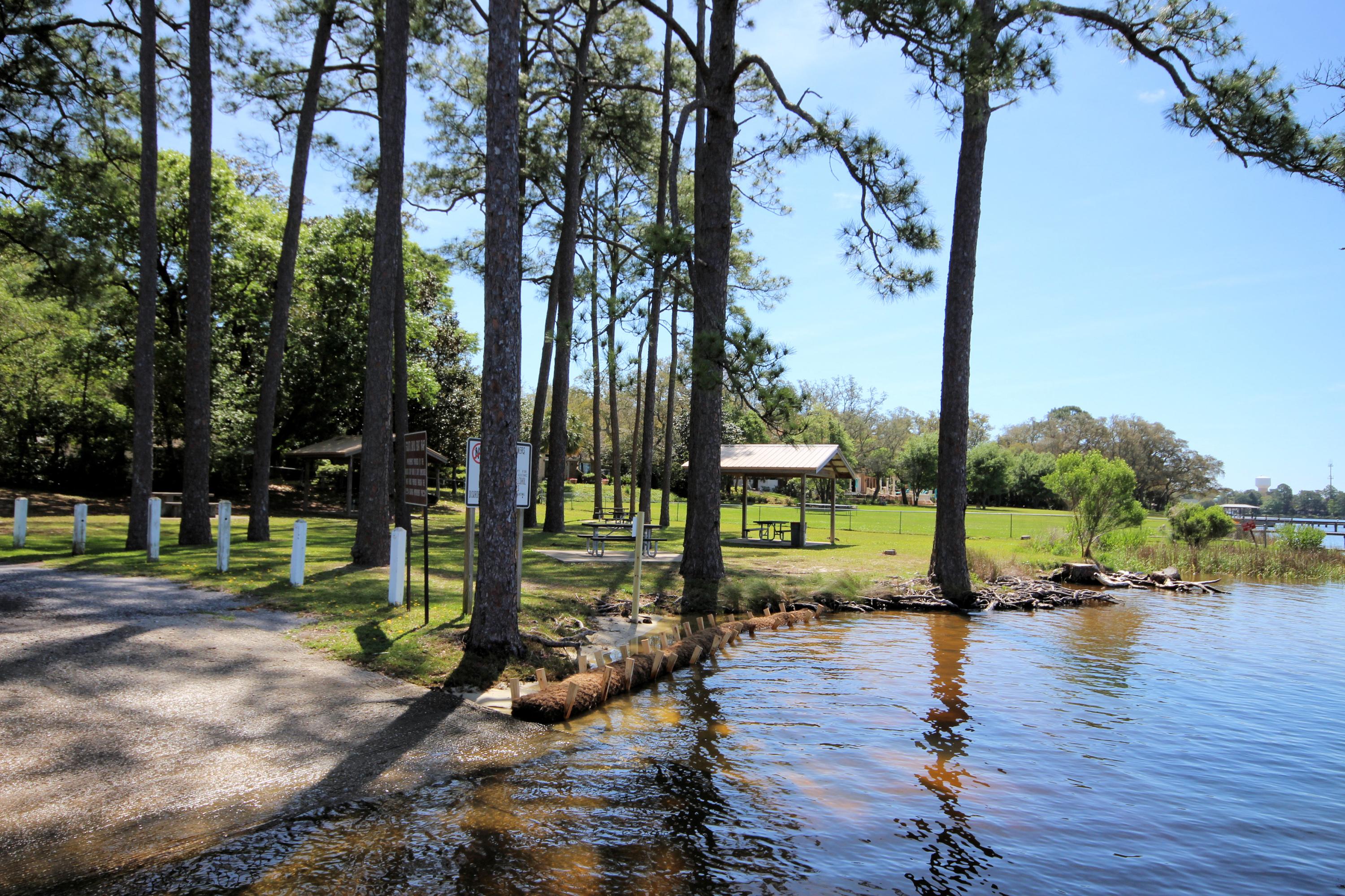 BAYOU POQUITO - Residential