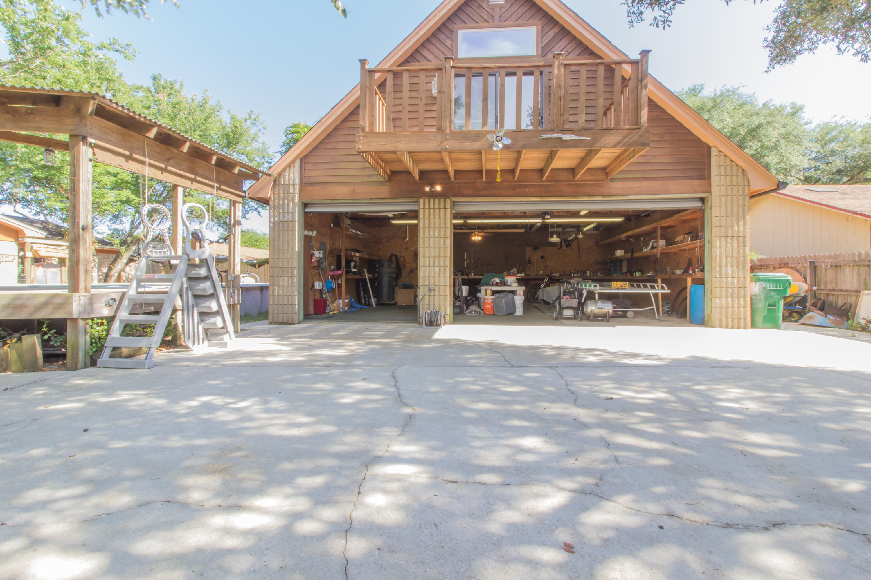 WYNNEHAVEN BEACH ESTATES - Residential