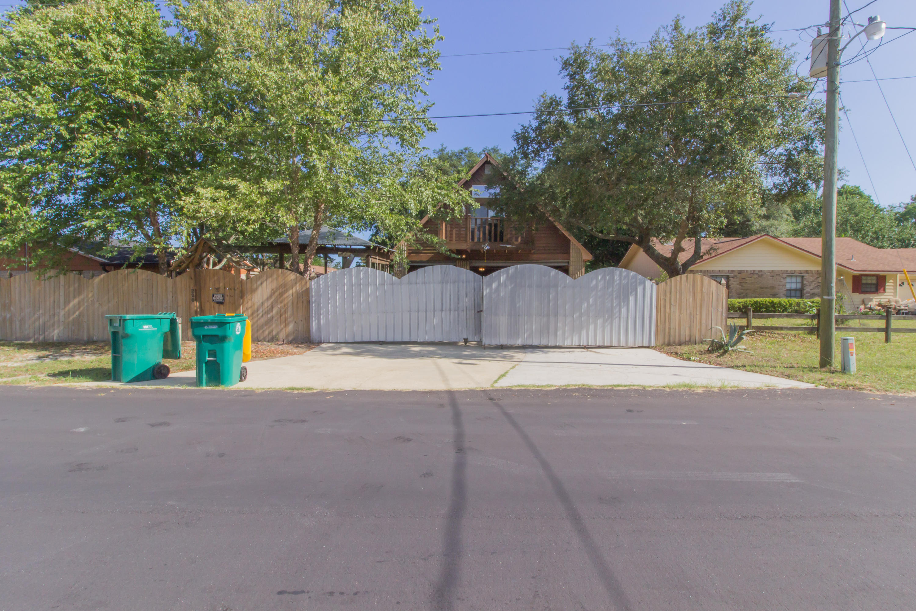 WYNNEHAVEN BEACH ESTATES - Residential