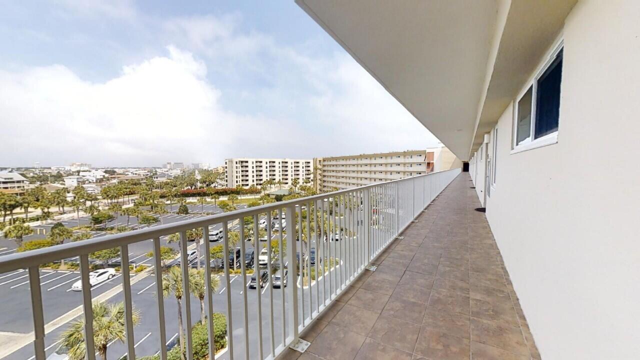 ISLANDER CONDO PH 2 - Residential