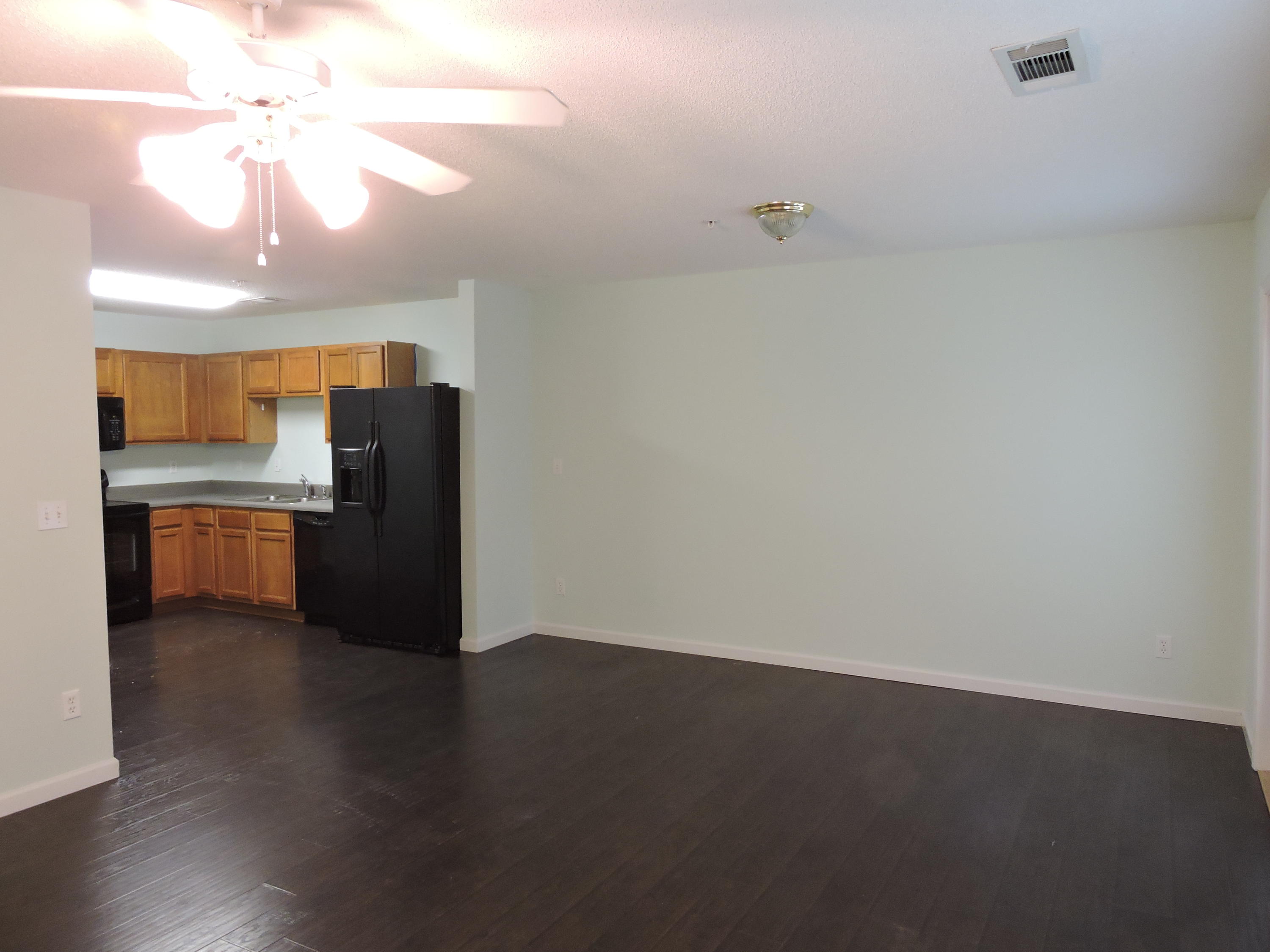 ROLLING PINES - Residential Lease