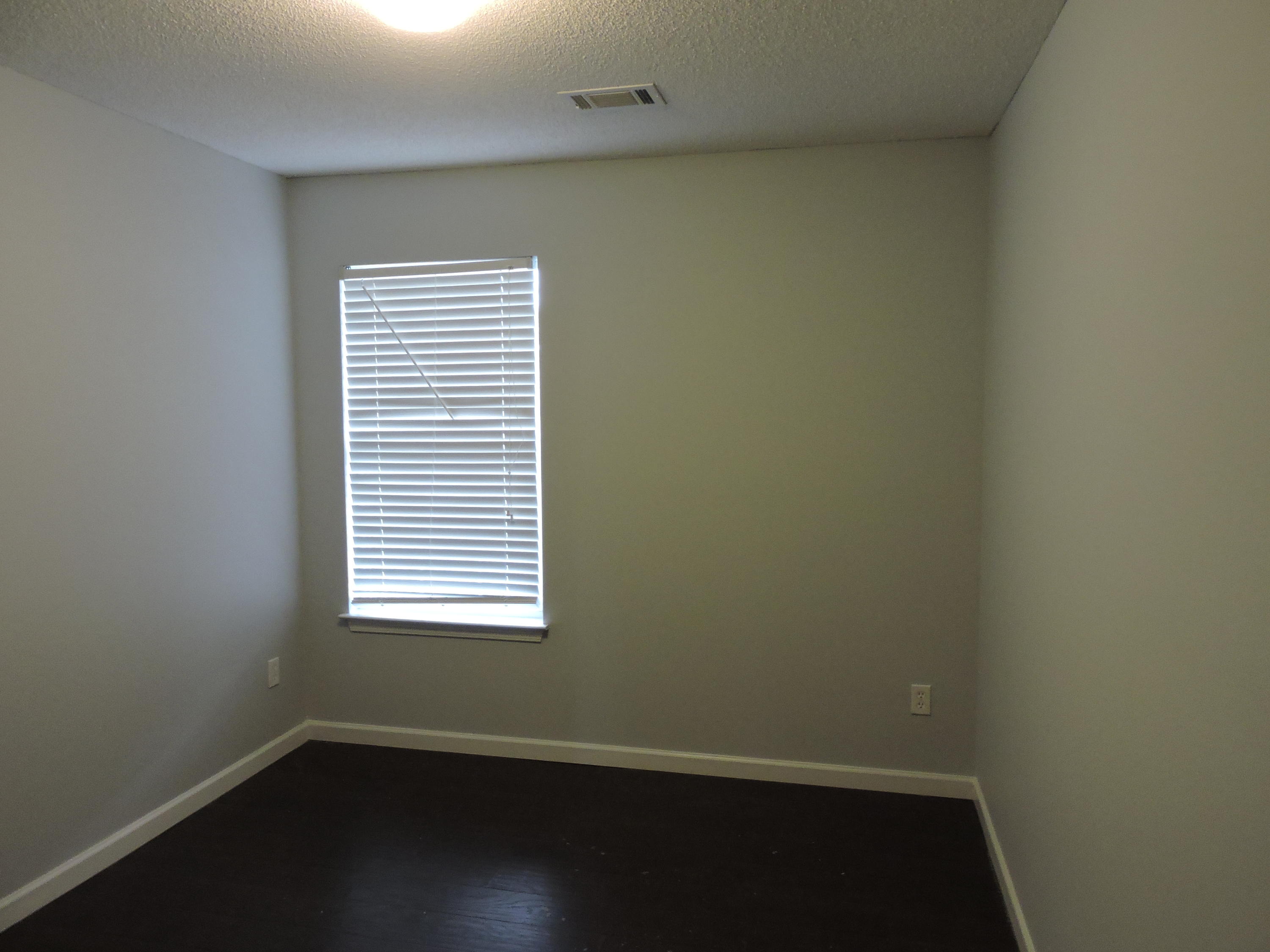 ROLLING PINES - Residential Lease