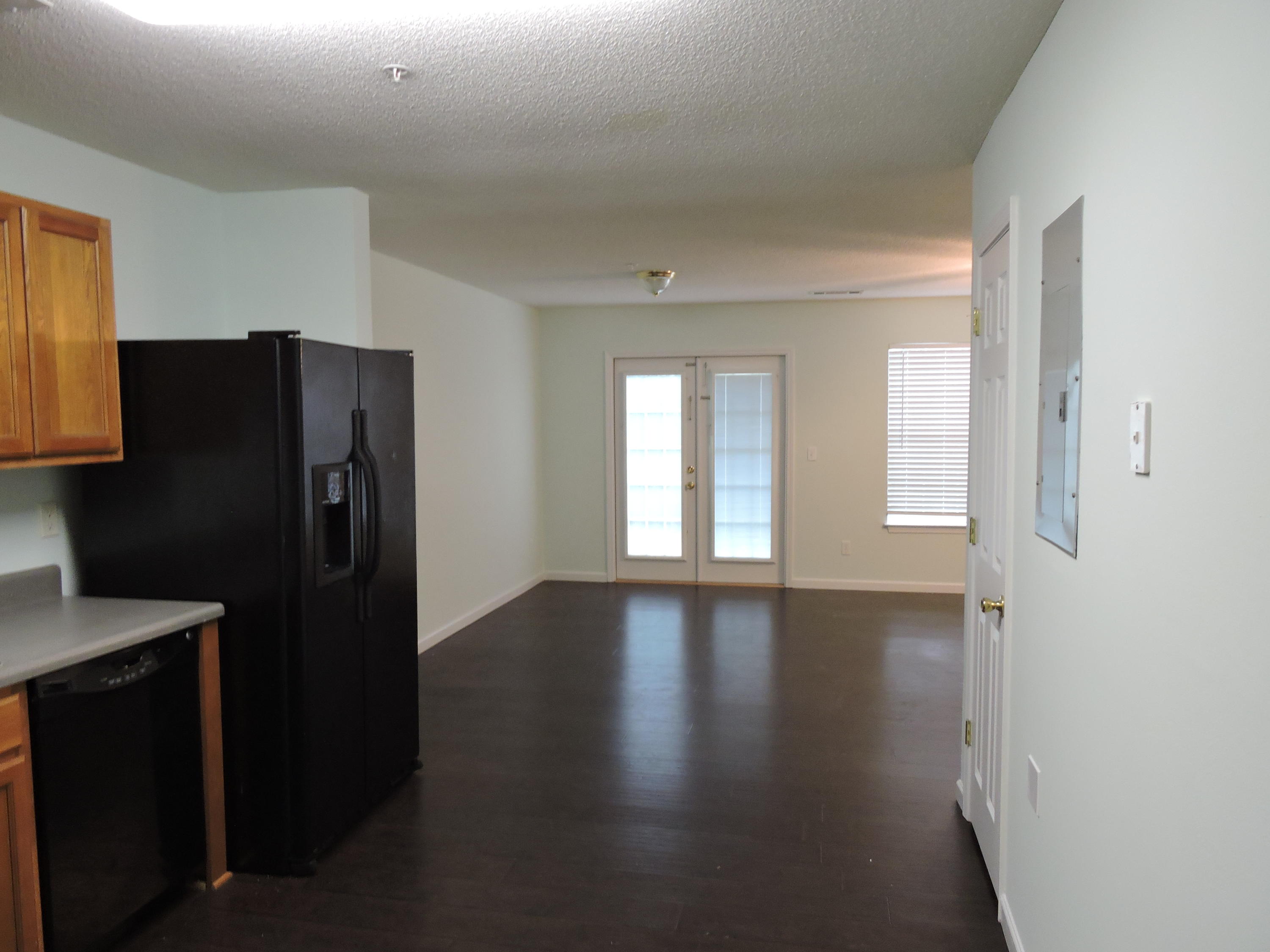 ROLLING PINES - Residential Lease