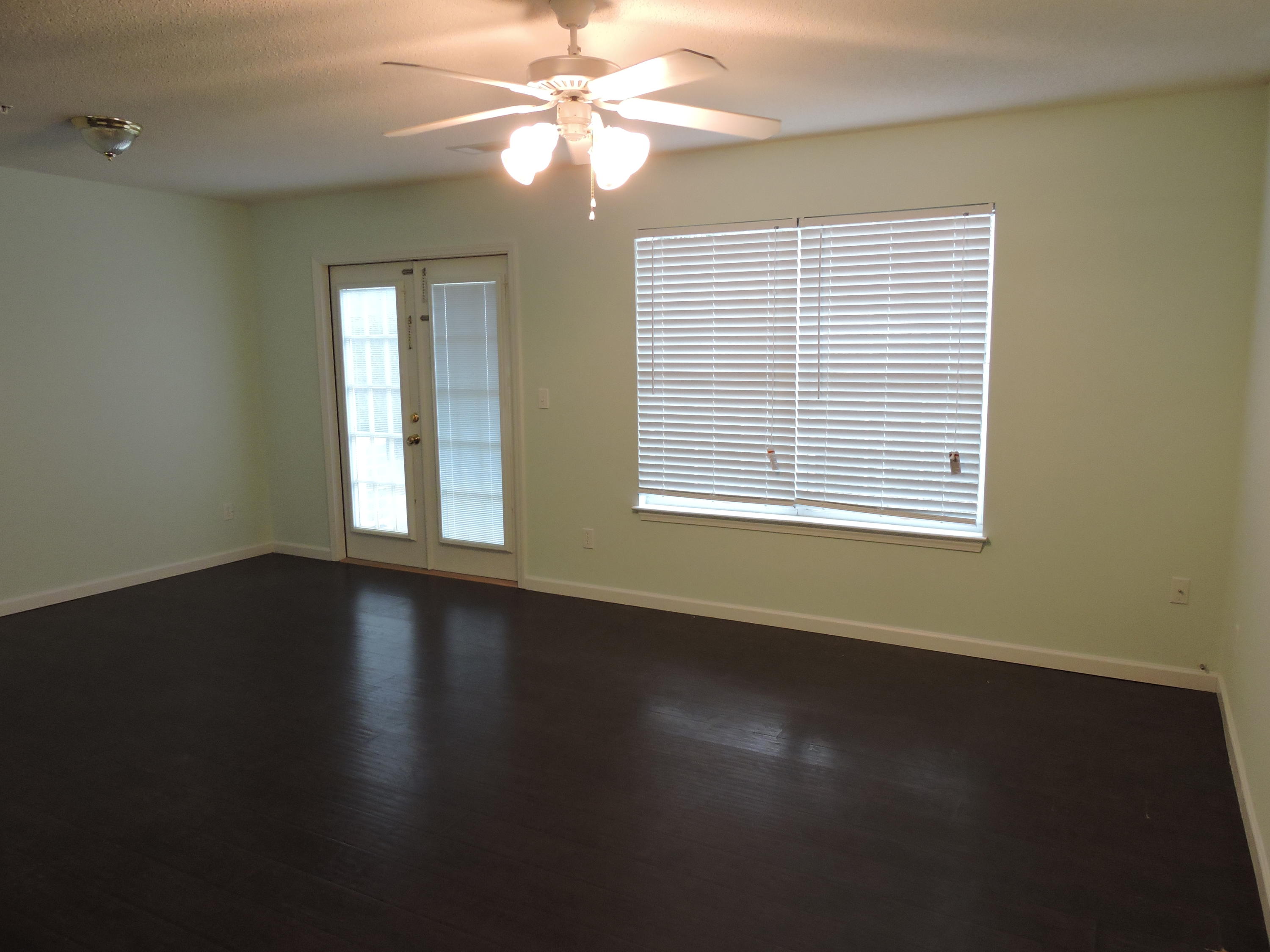 ROLLING PINES - Residential Lease