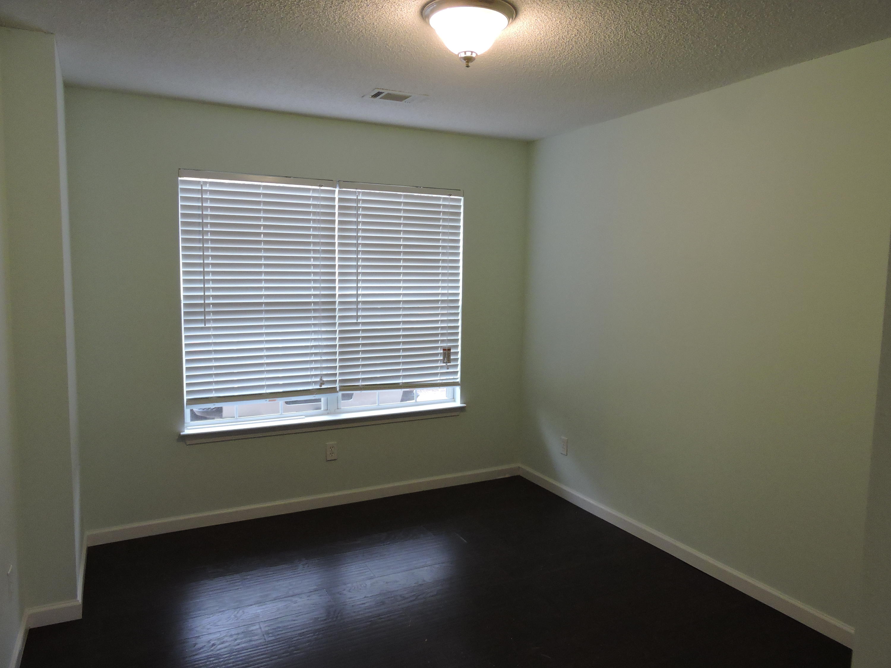 ROLLING PINES - Residential Lease