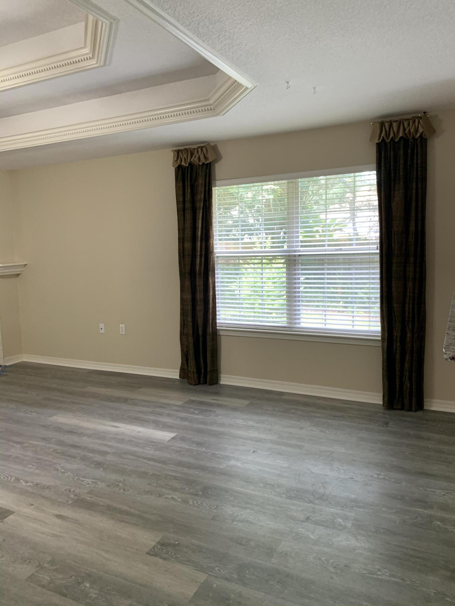 NORTH RIDGE CREEK S/D - Residential Lease