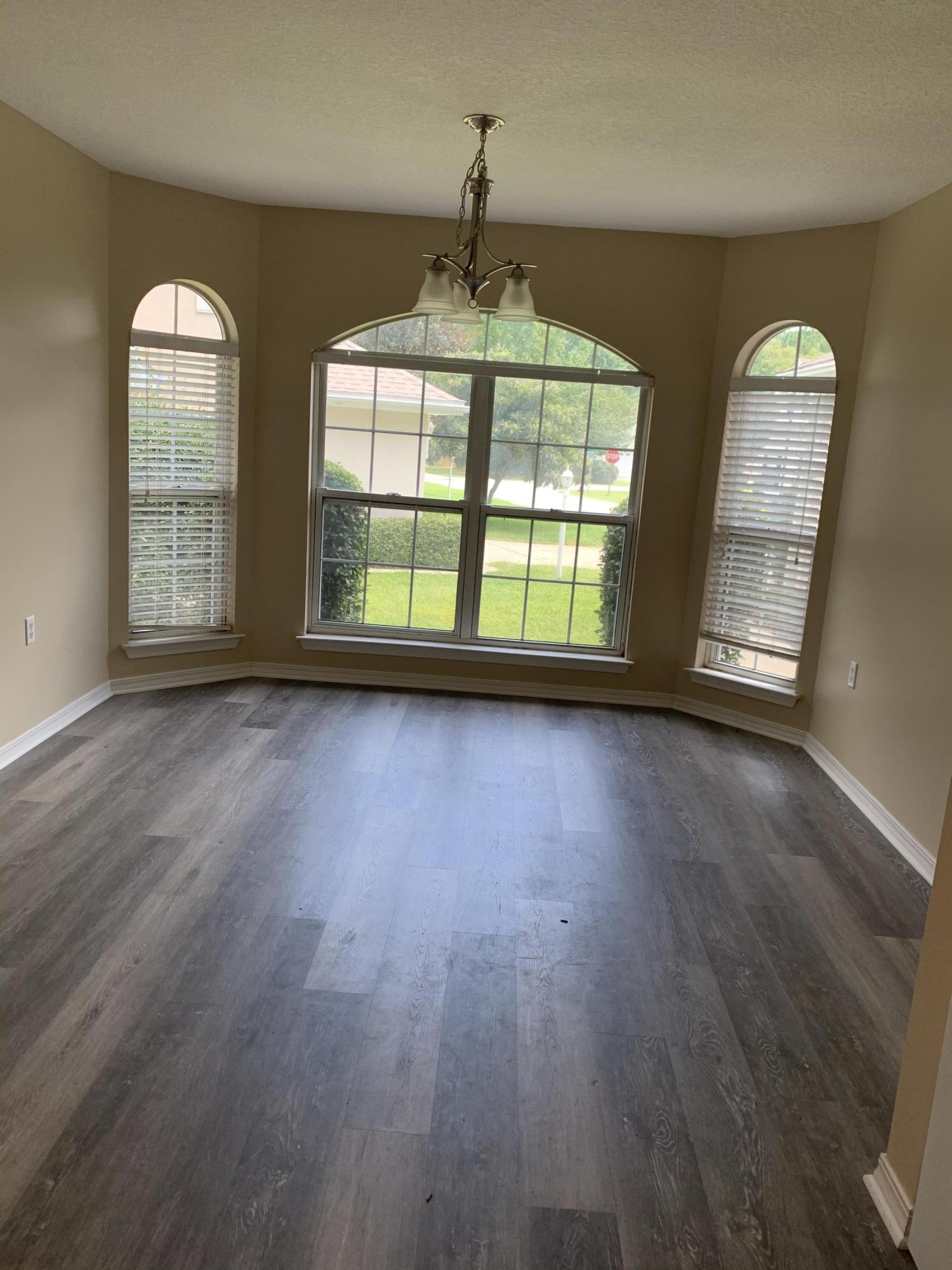 NORTH RIDGE CREEK S/D - Residential Lease