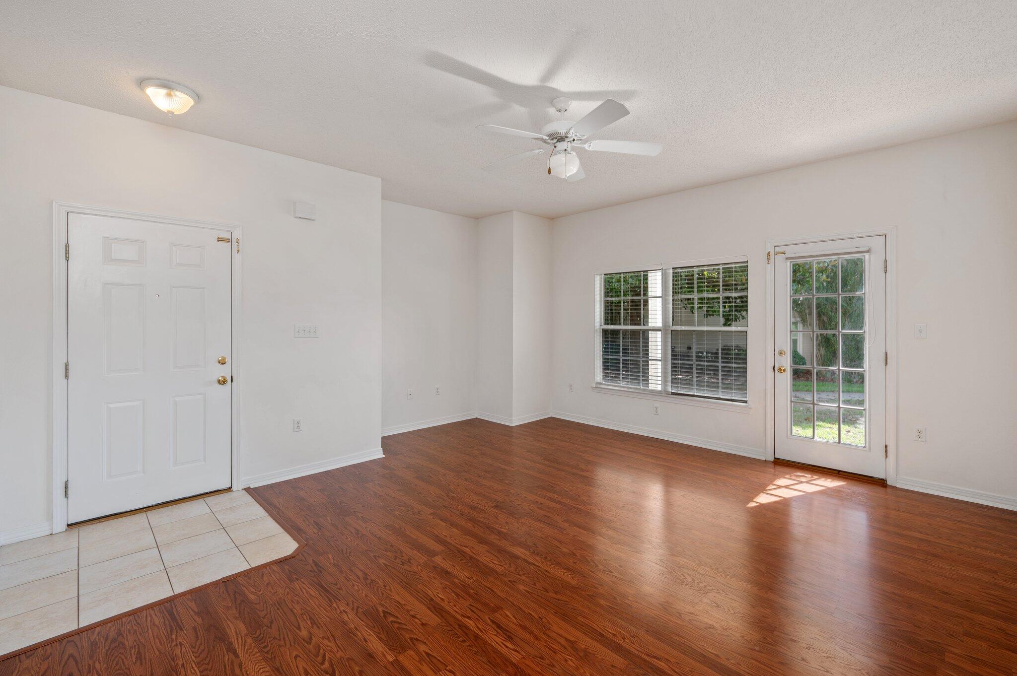THE OAKS AT NICEVILLE - Residential