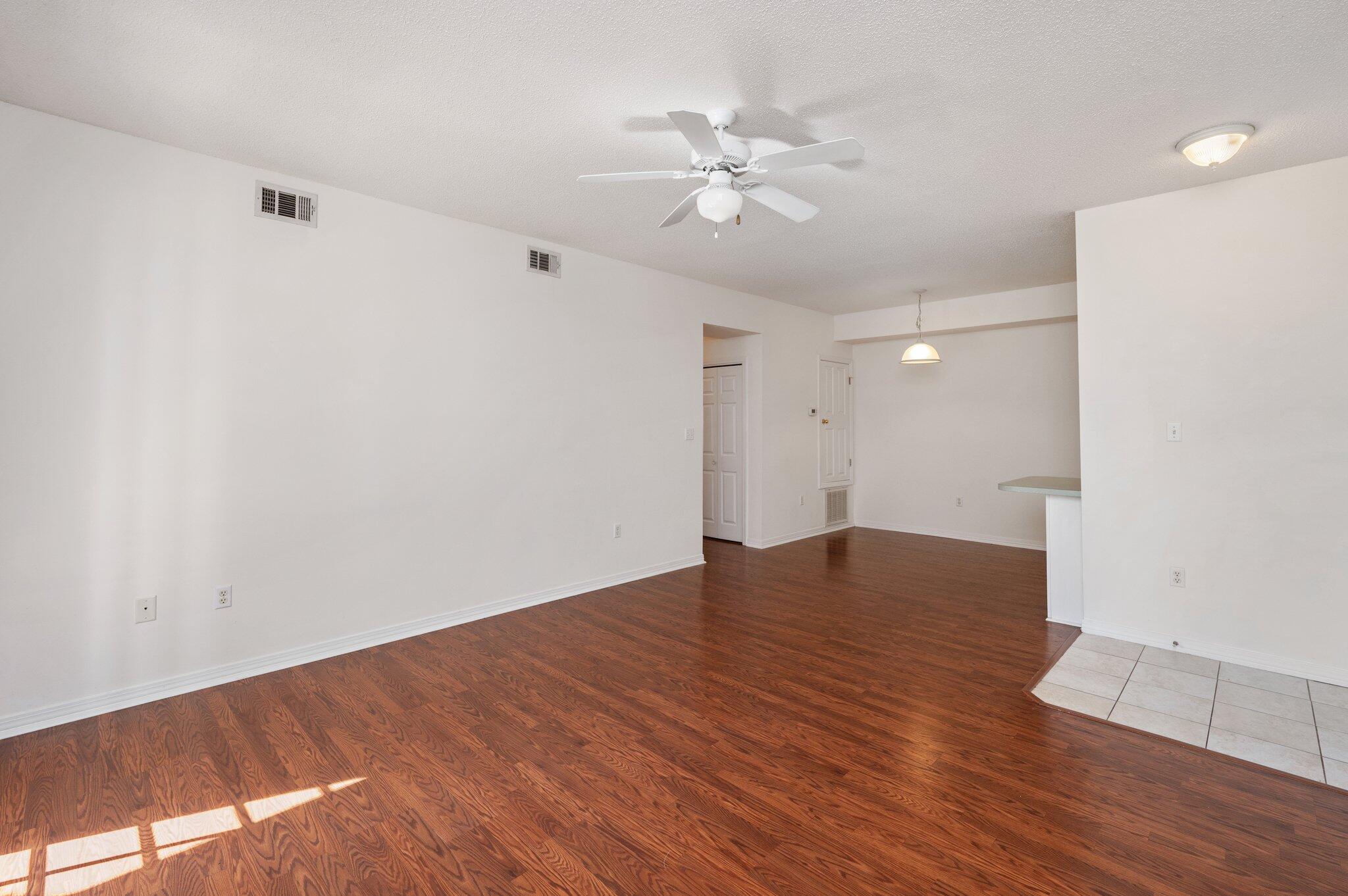 THE OAKS AT NICEVILLE - Residential