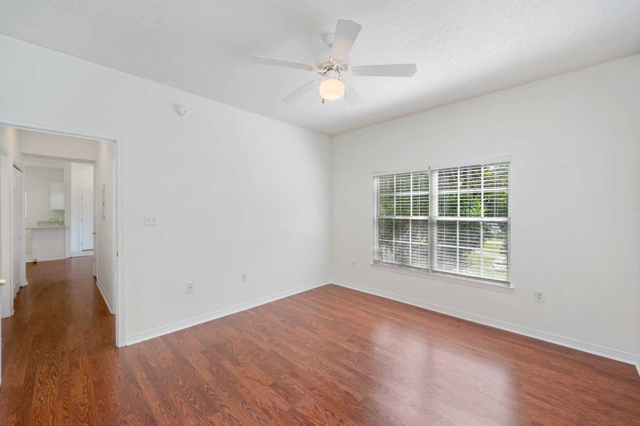 THE OAKS AT NICEVILLE - Residential