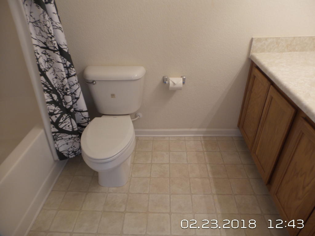 ROLLING PINES - Residential Lease