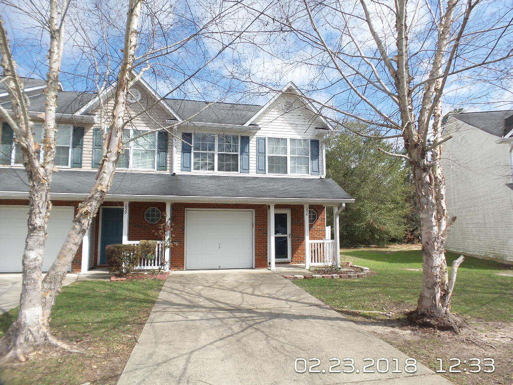 ROLLING PINES - Residential Lease
