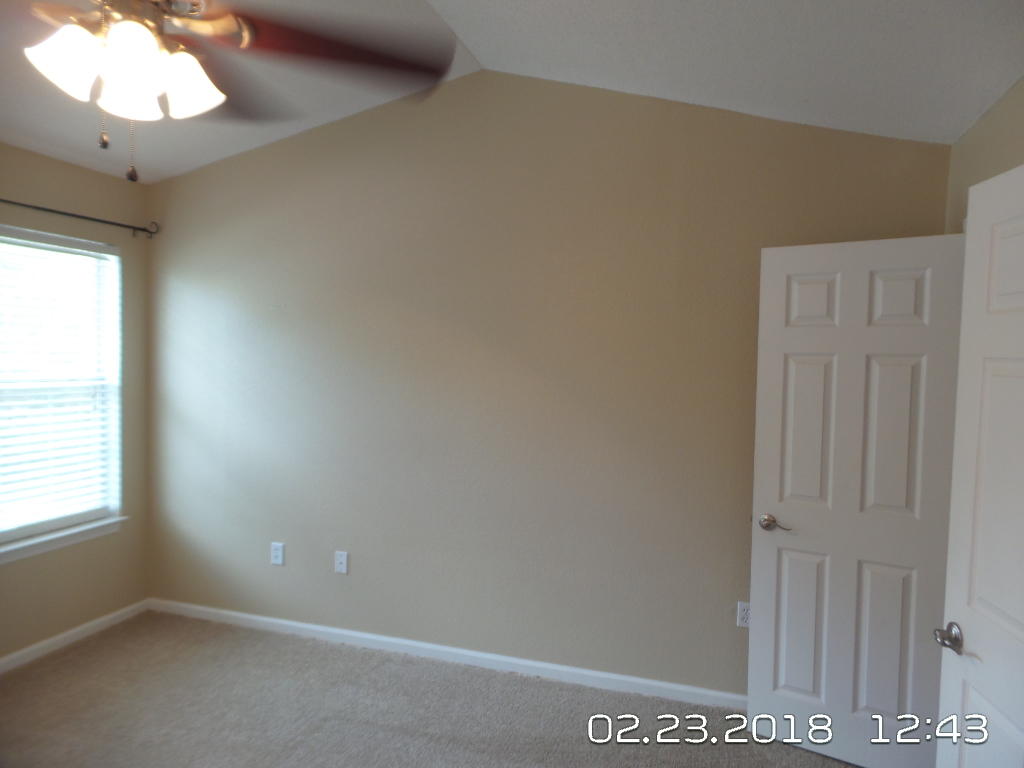 ROLLING PINES - Residential Lease