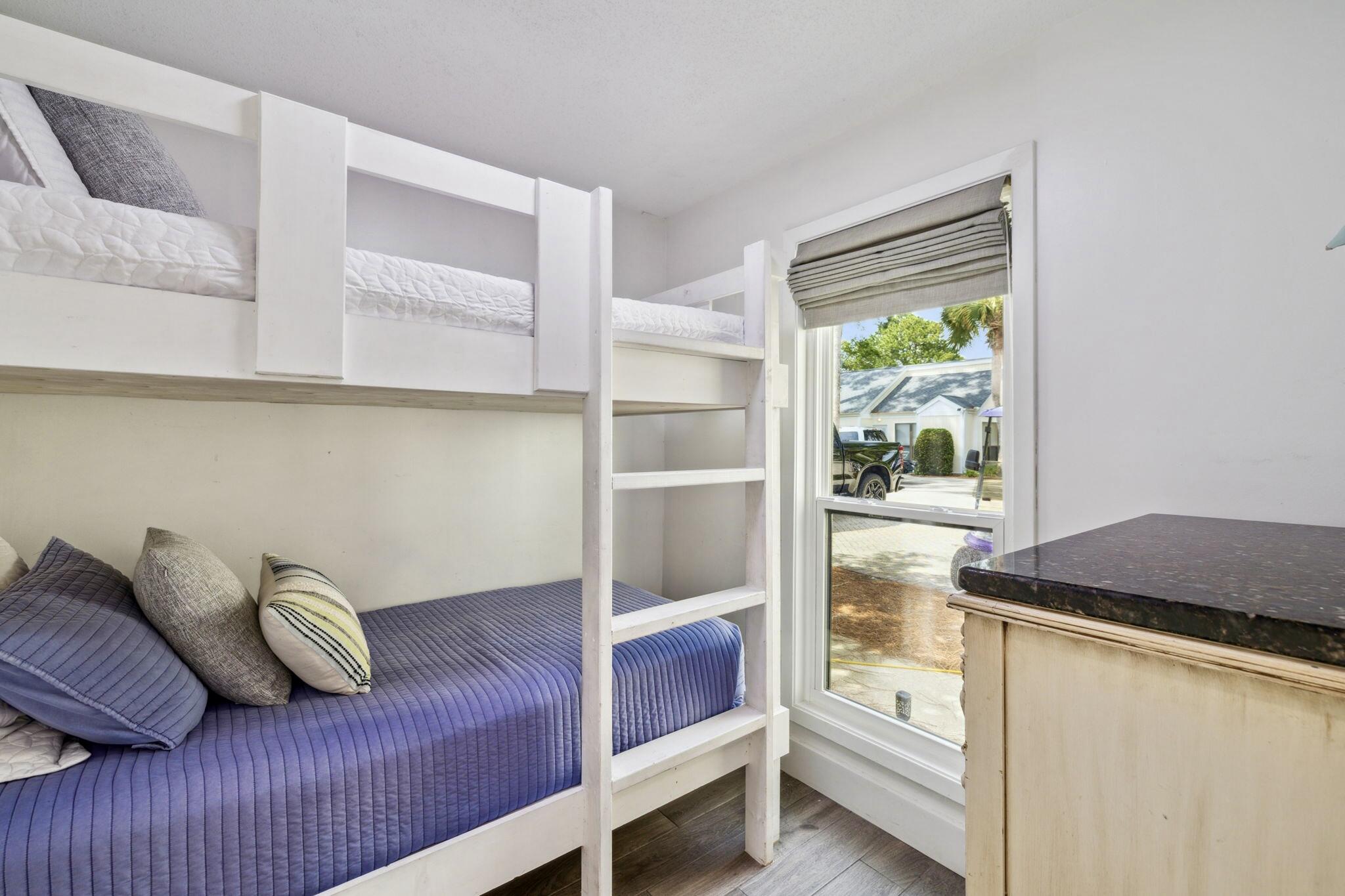 SANDPIPER VILLAGE CONDO - Residential
