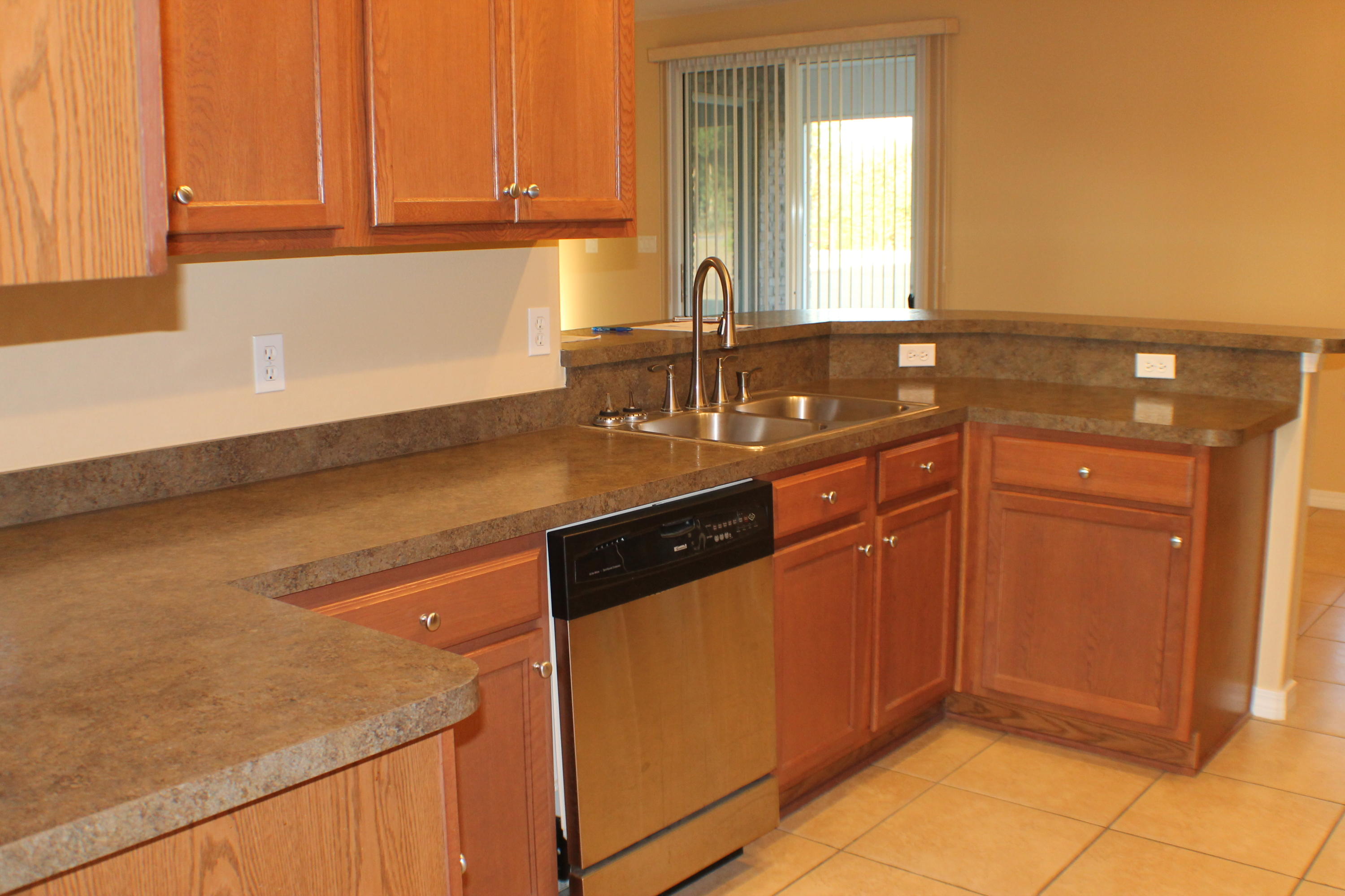 CARNEGIE HILLS PH 1 - Residential Lease
