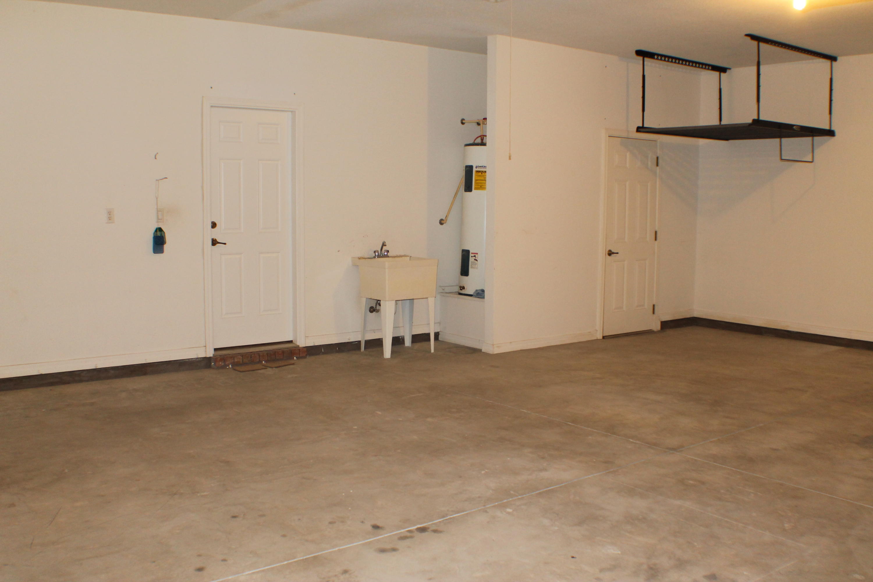 CARNEGIE HILLS PH 1 - Residential Lease