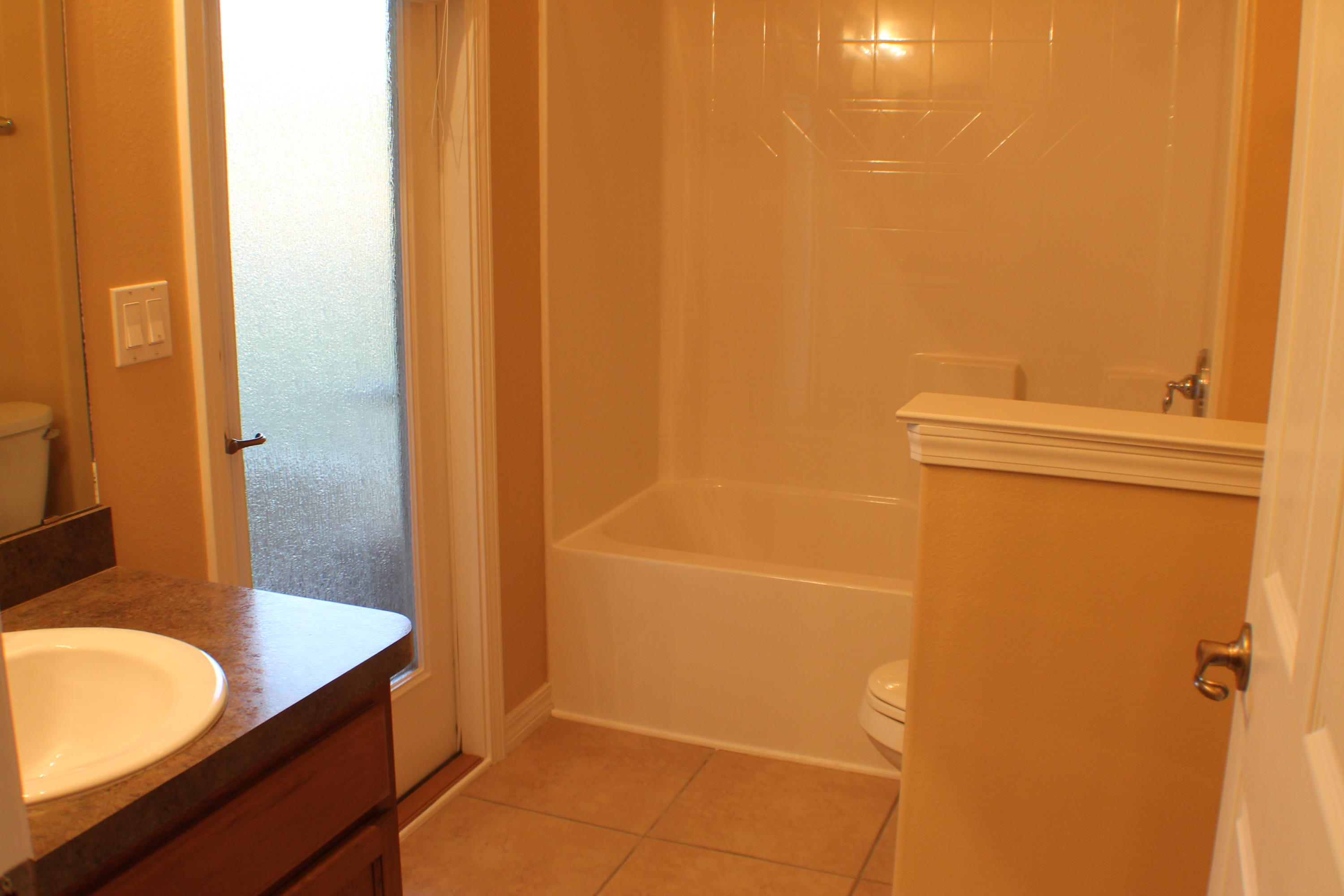 CARNEGIE HILLS PH 1 - Residential Lease
