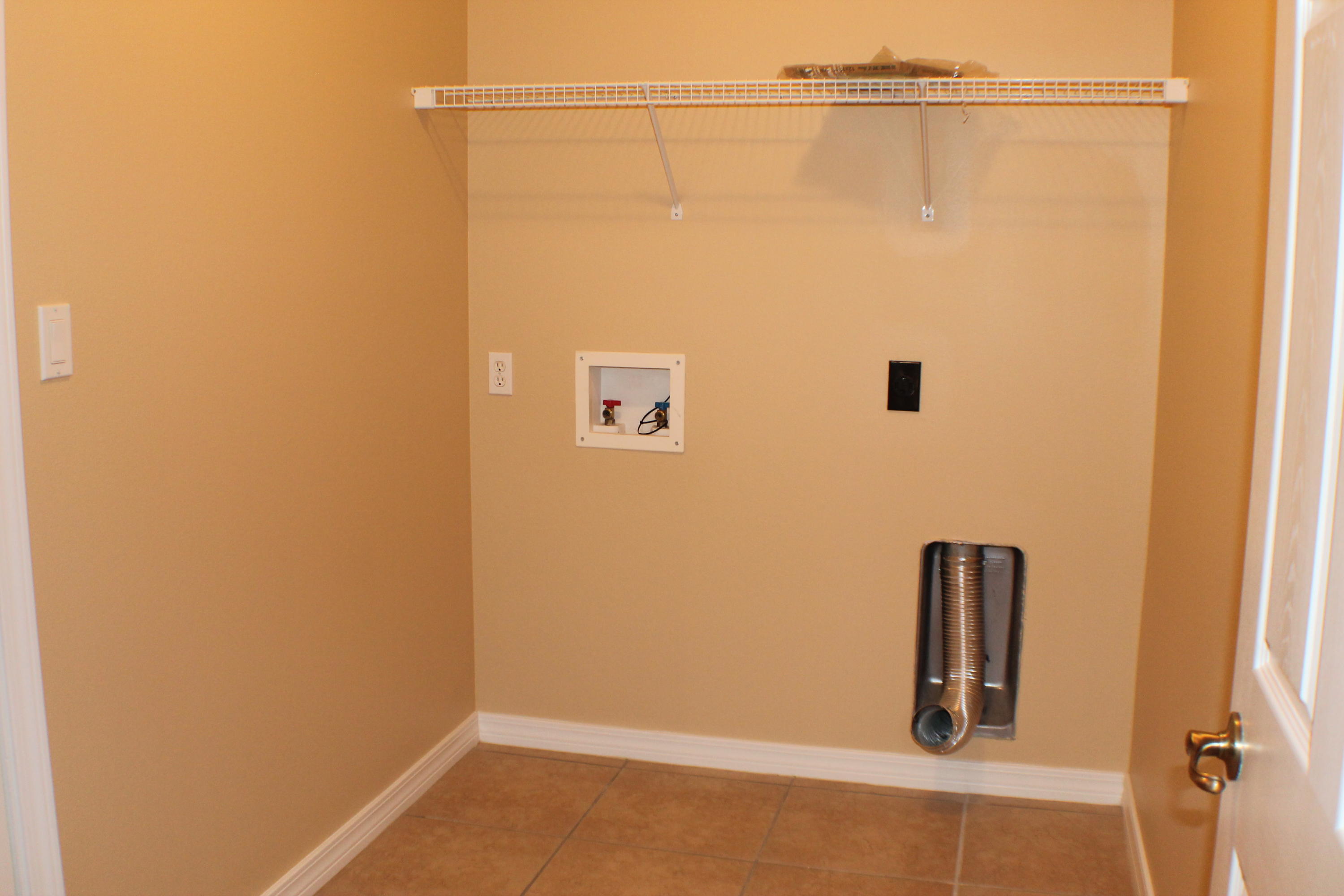 CARNEGIE HILLS PH 1 - Residential Lease