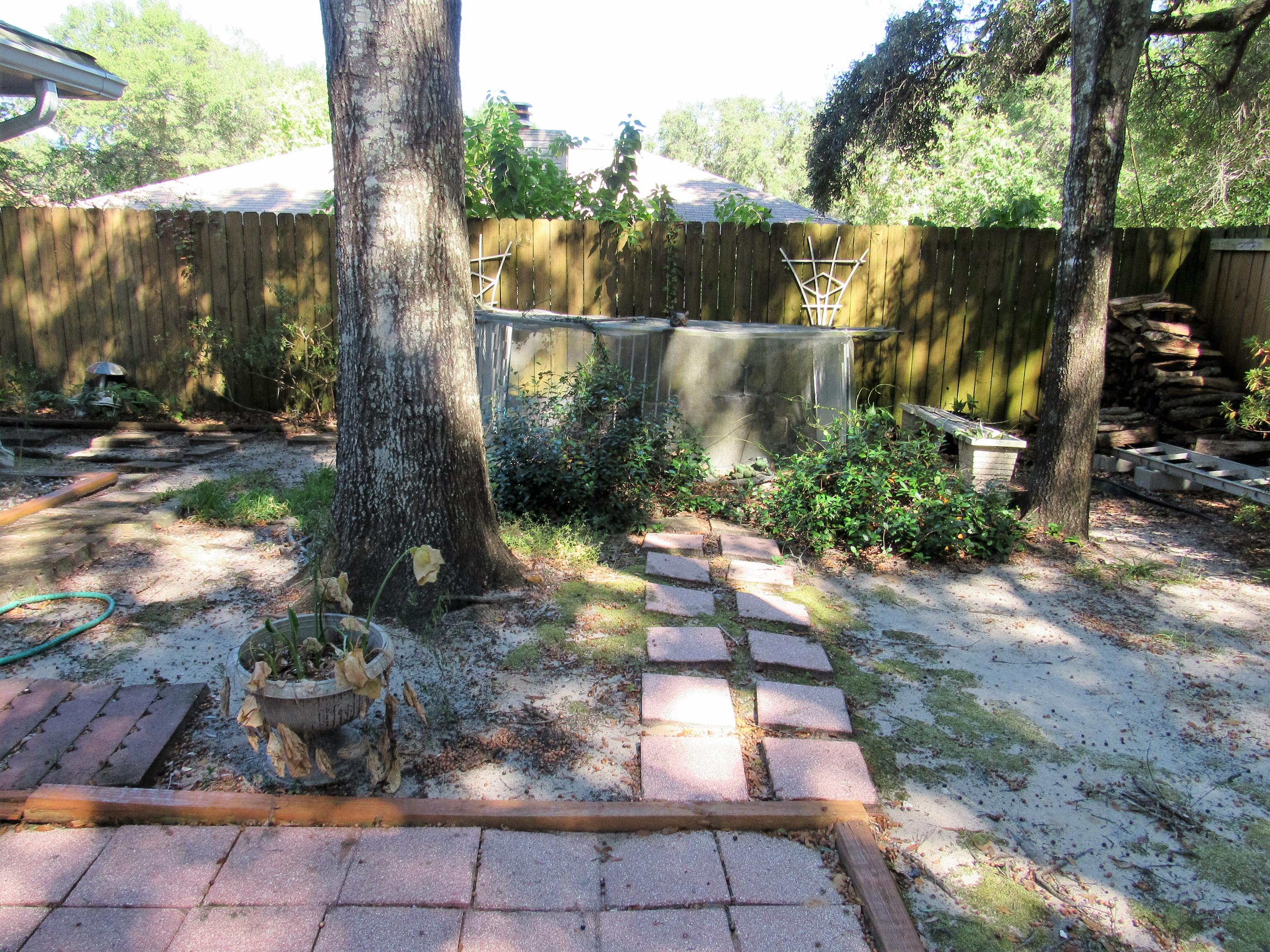 PALM CREST - Residential Lease