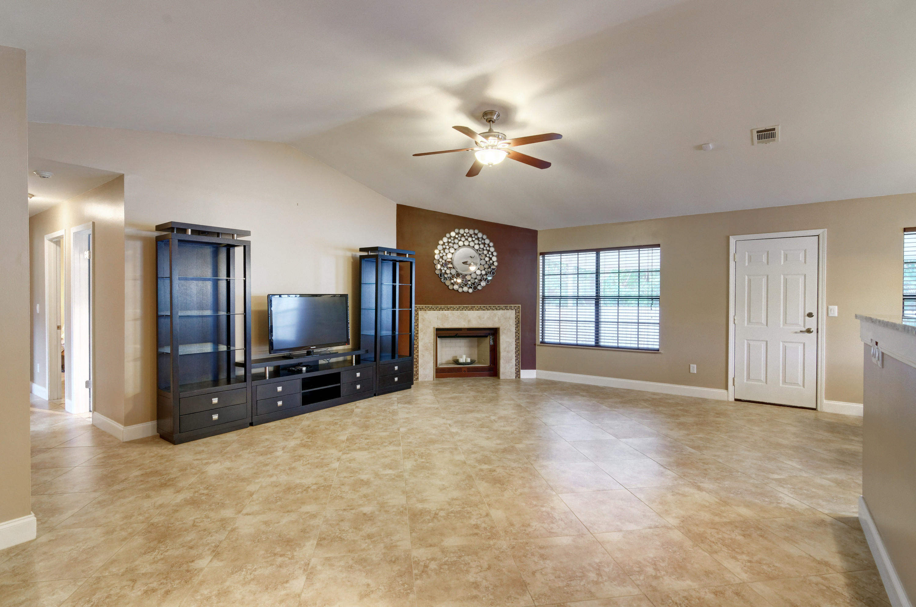 QUAIL RUN - Residential