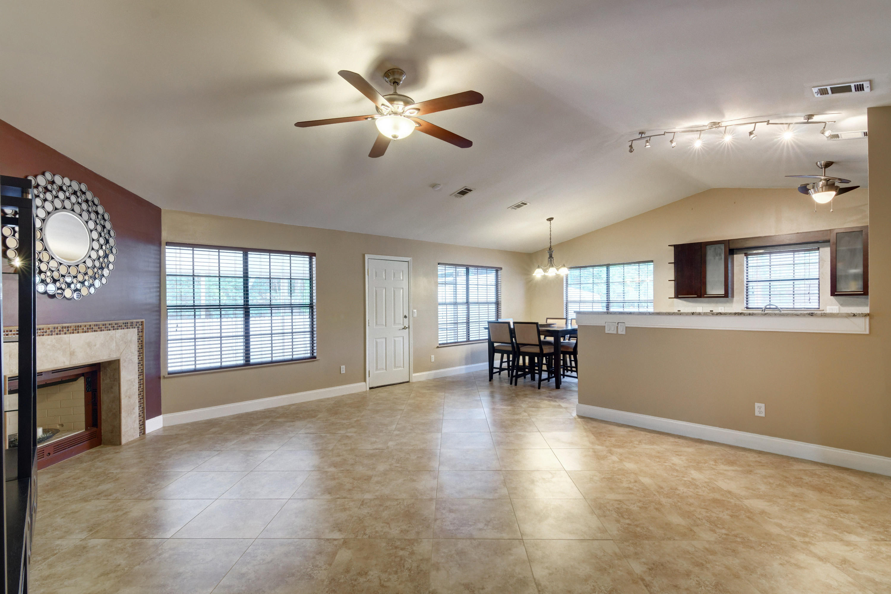 QUAIL RUN - Residential