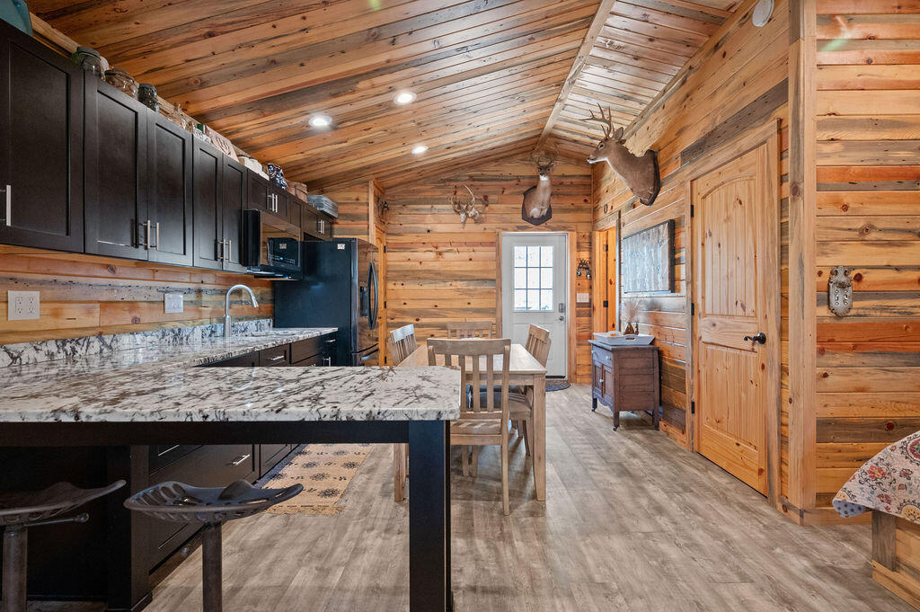 WALTON PLANTATION - Residential
