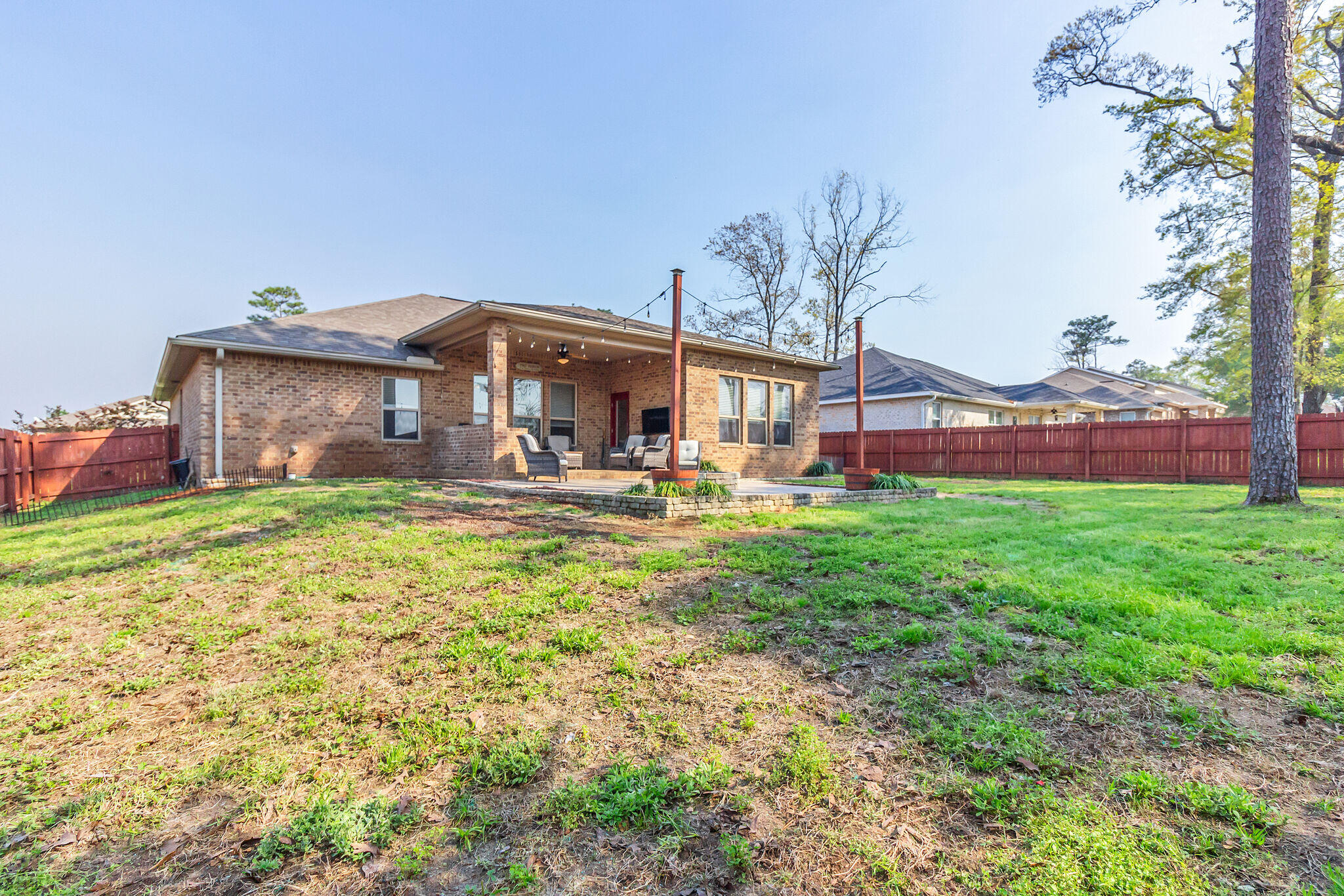 BROOKE ESTATES PH III - Residential Lease