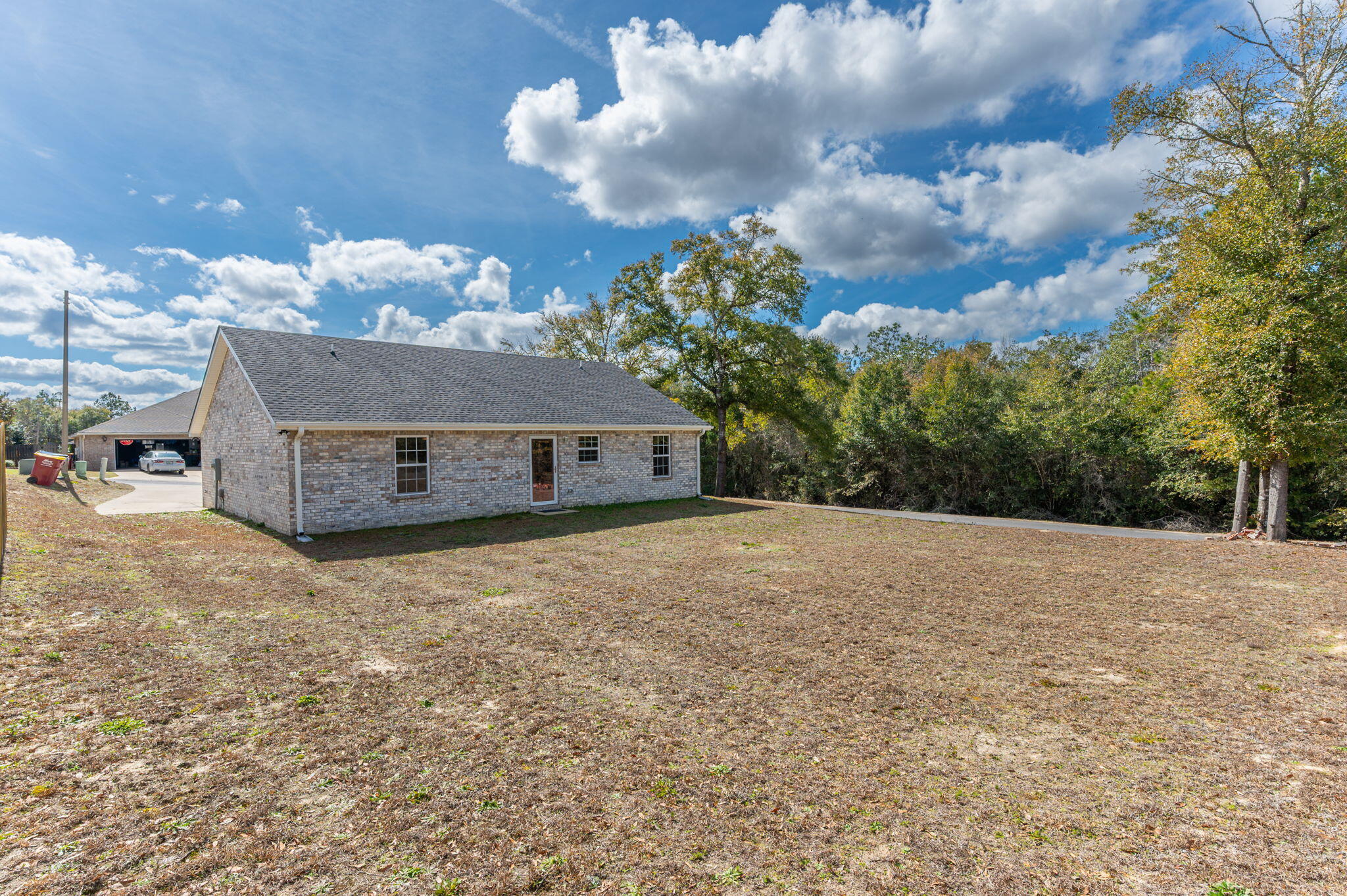 TRAILWOOD ESTATES - Residential