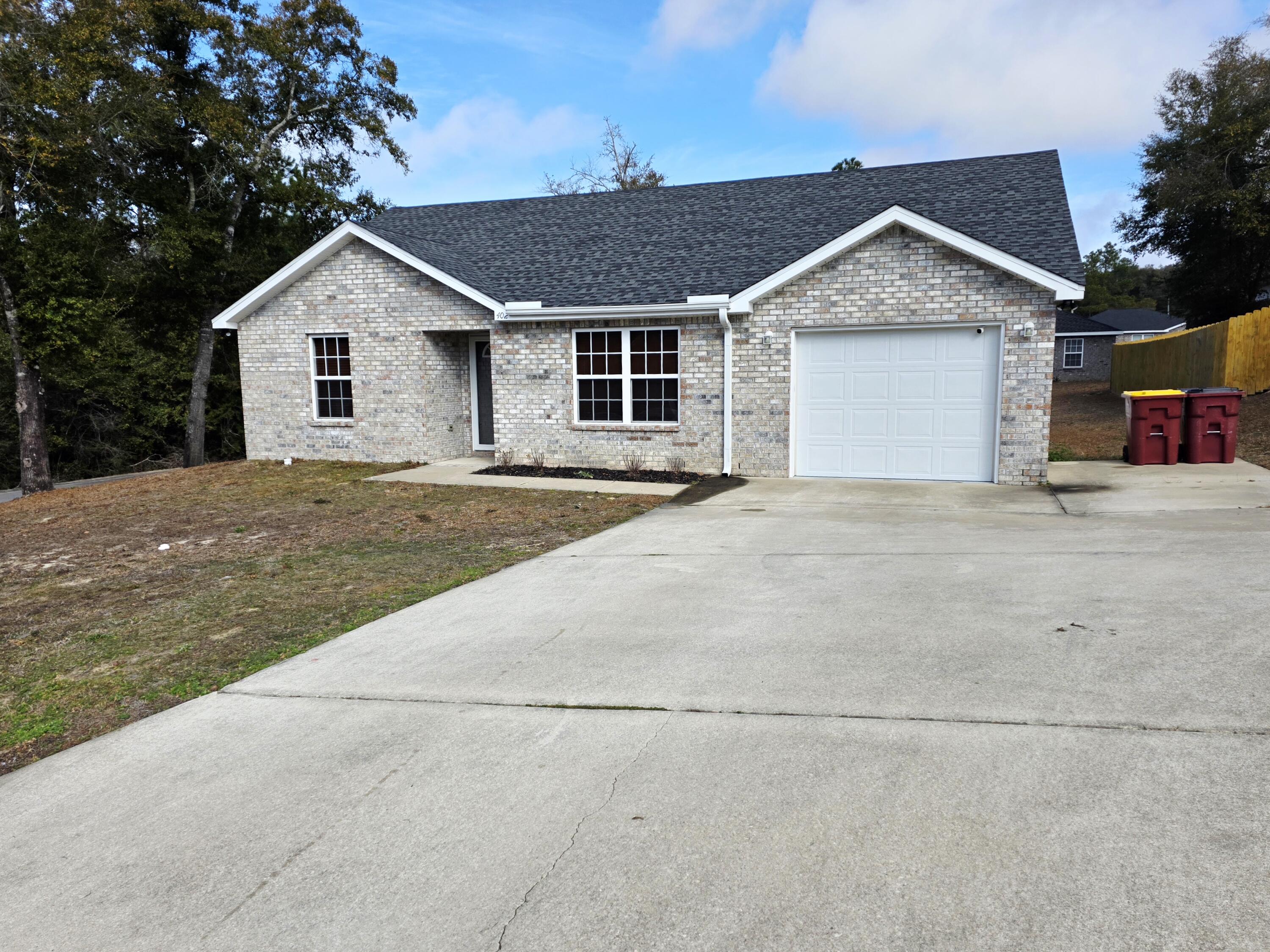 TRAILWOOD ESTATES - Residential