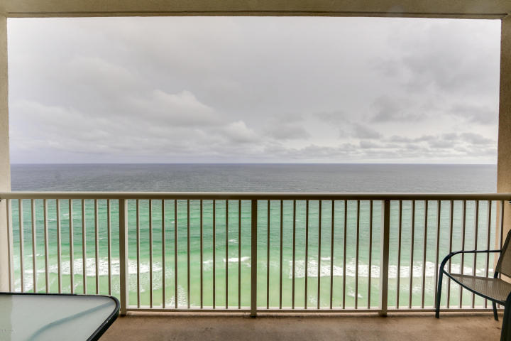 MAJESTIC BEACH TOWERS II - Residential