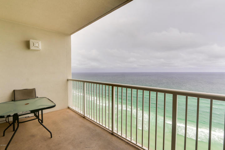 MAJESTIC BEACH TOWERS II - Residential